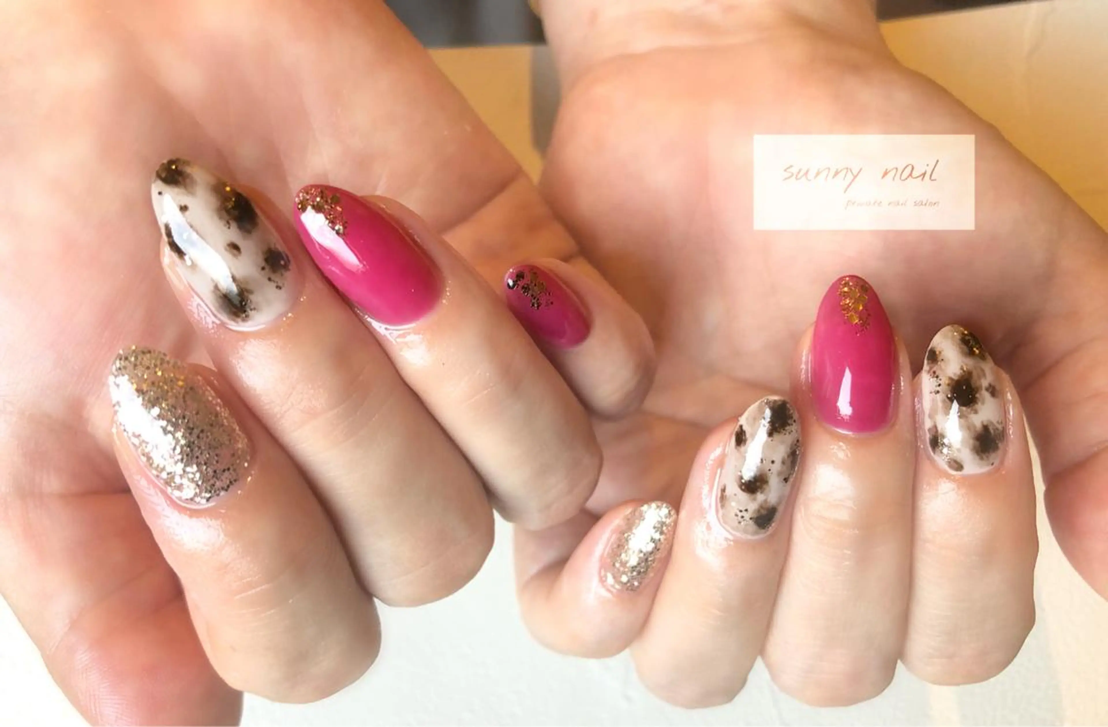 ネイル アニマル柄 アートネイル ジェルネイル ニュアンスネイル パラジェル sunny nailのネイルデザイン