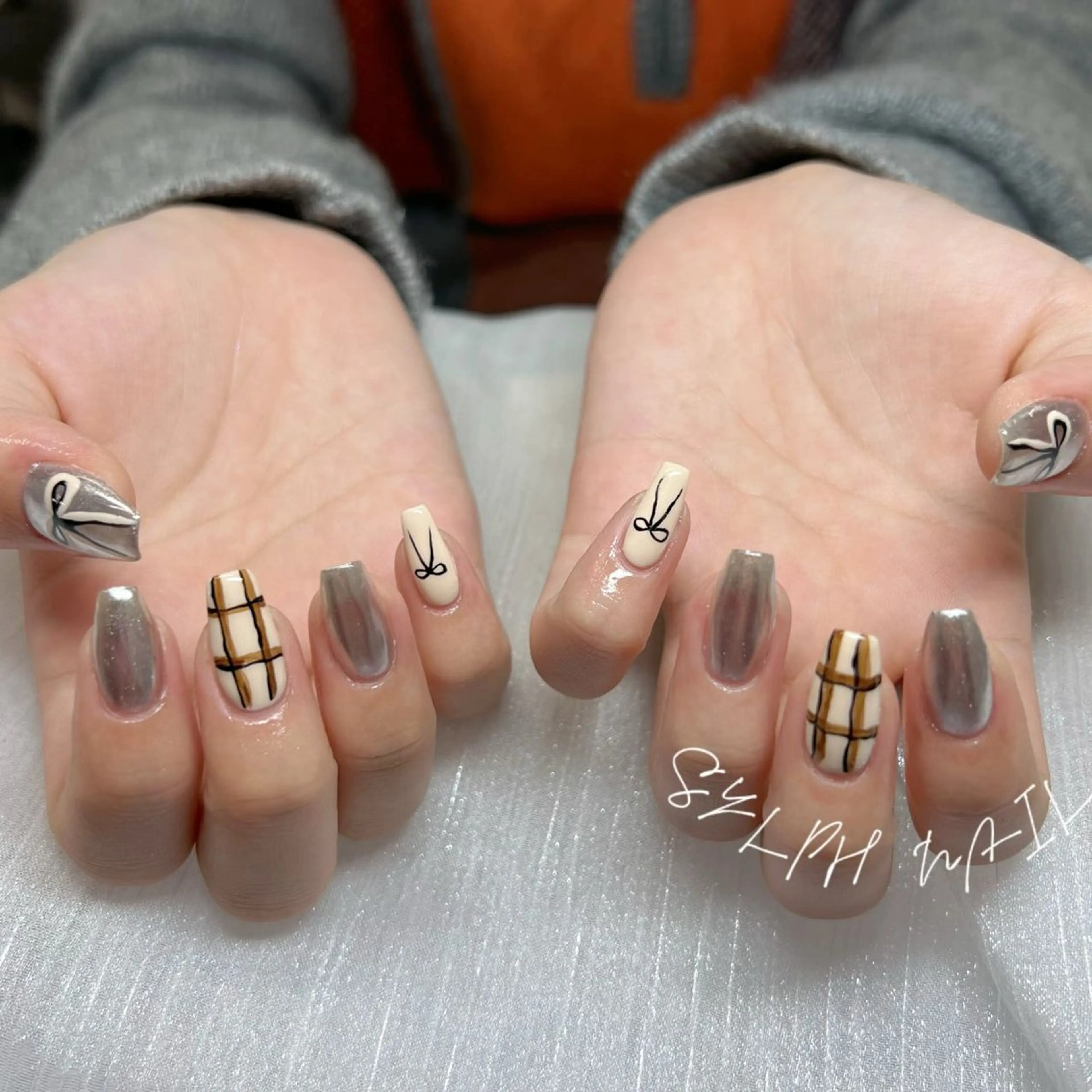 ネイル ハンドネイル Trend Nail シルフのネイルデザイン