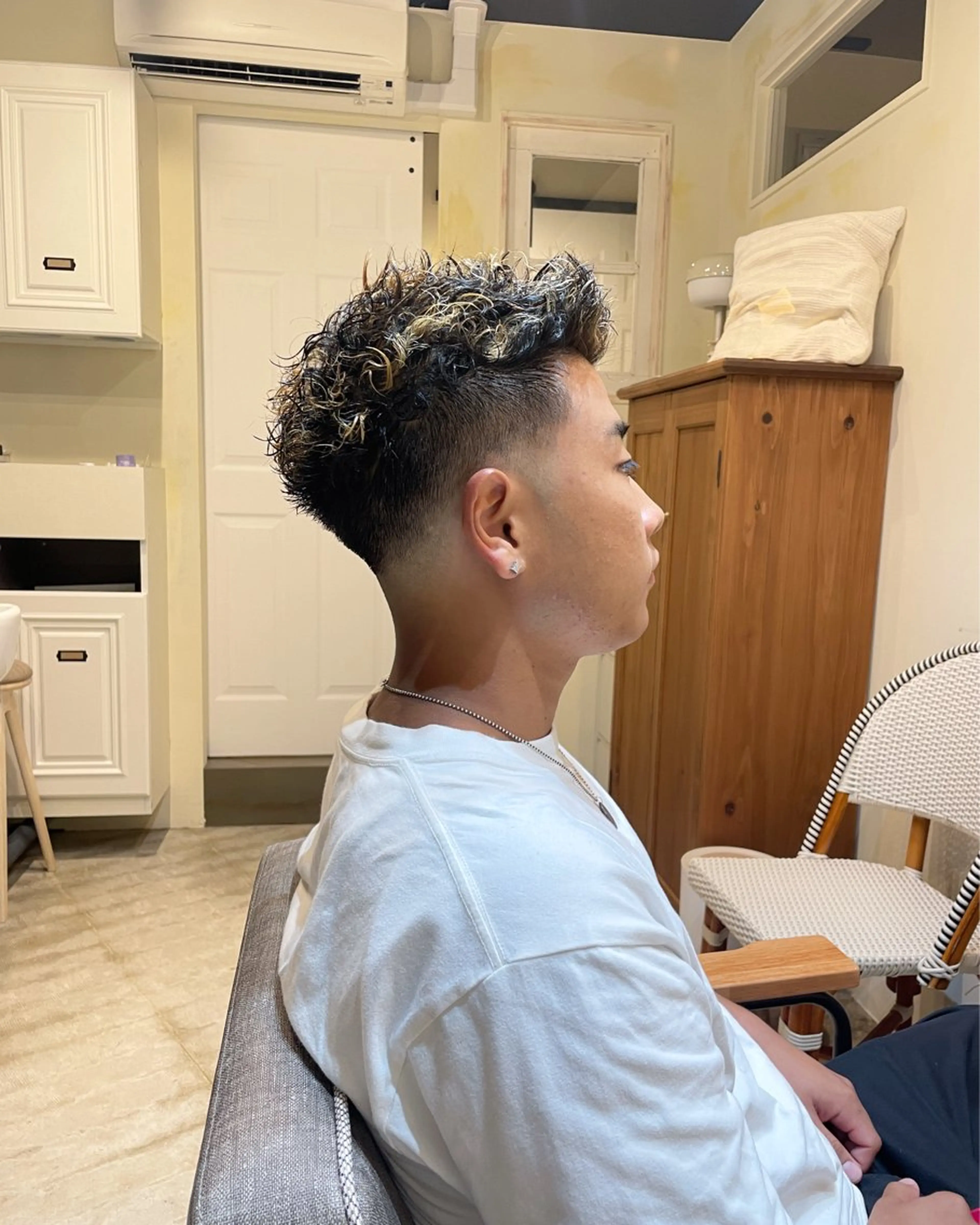 カラー パーマ メンズ R-5 shonandai所属・🍋透け感カラー🍃 オリーブ🍐Kahoのヘアスタイル