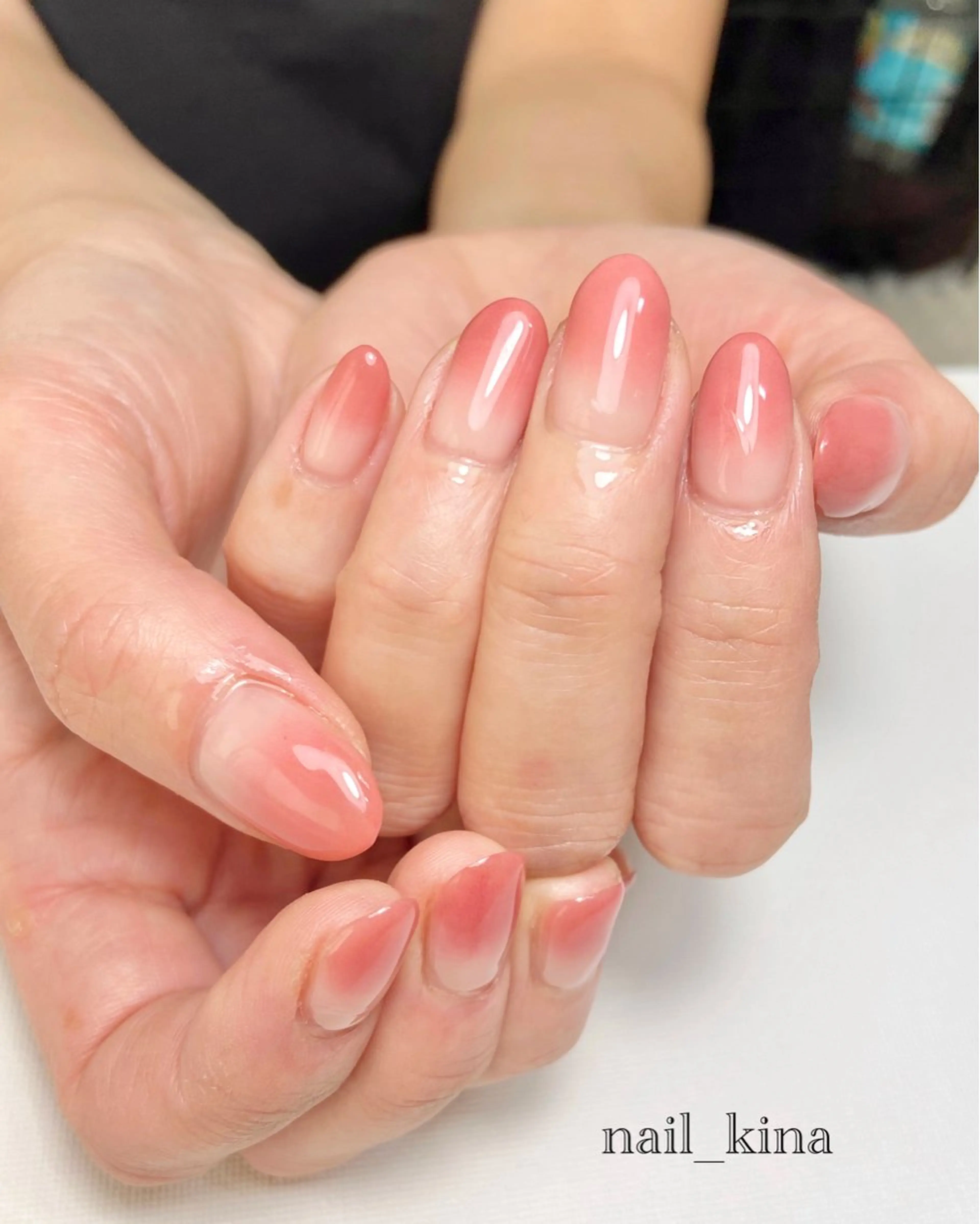 ネイル グラデーション 春ネイル ハンドネイル nail_ kinaのネイルデザイン