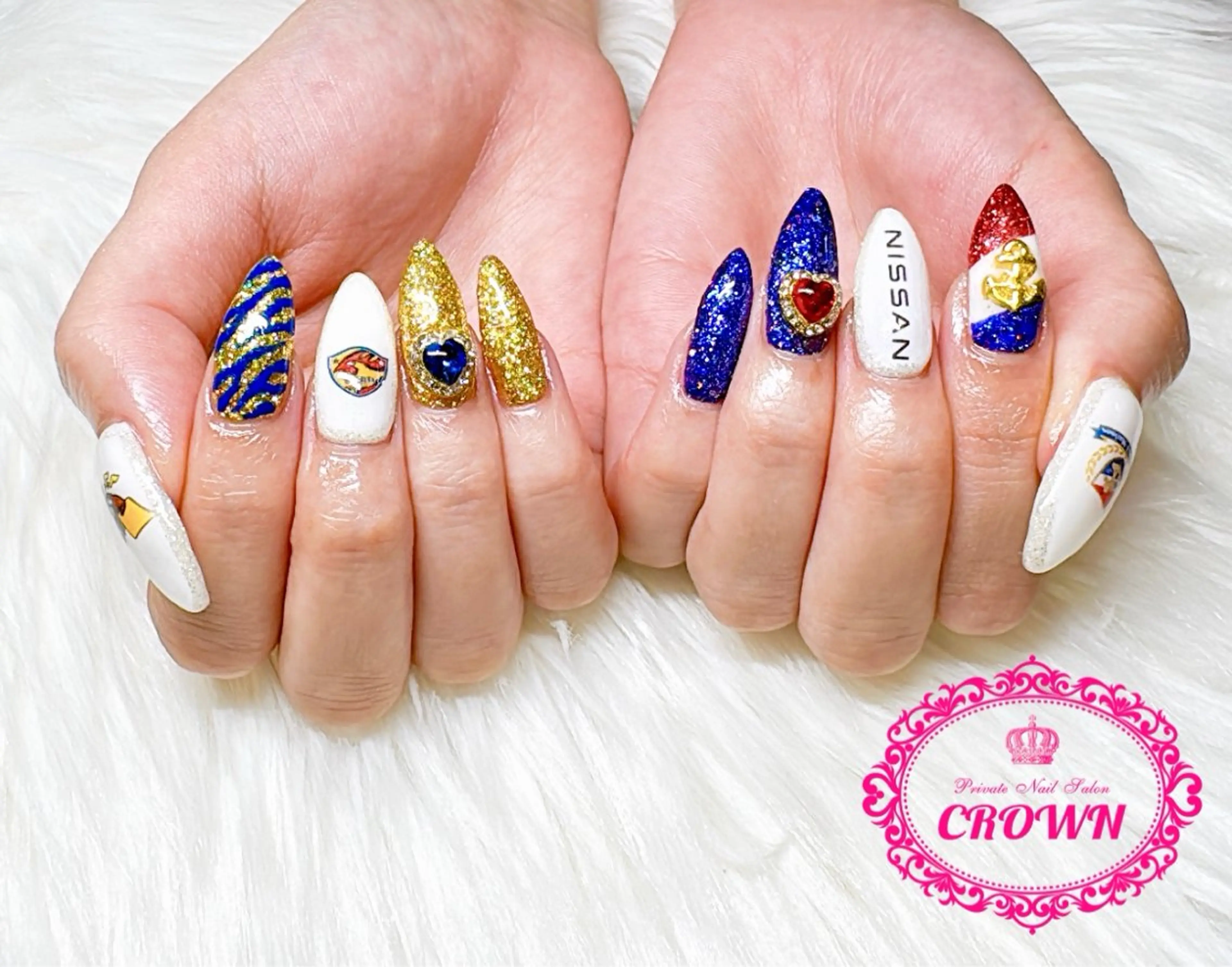 ネイル CROWN プライベートサロンのネイルデザイン