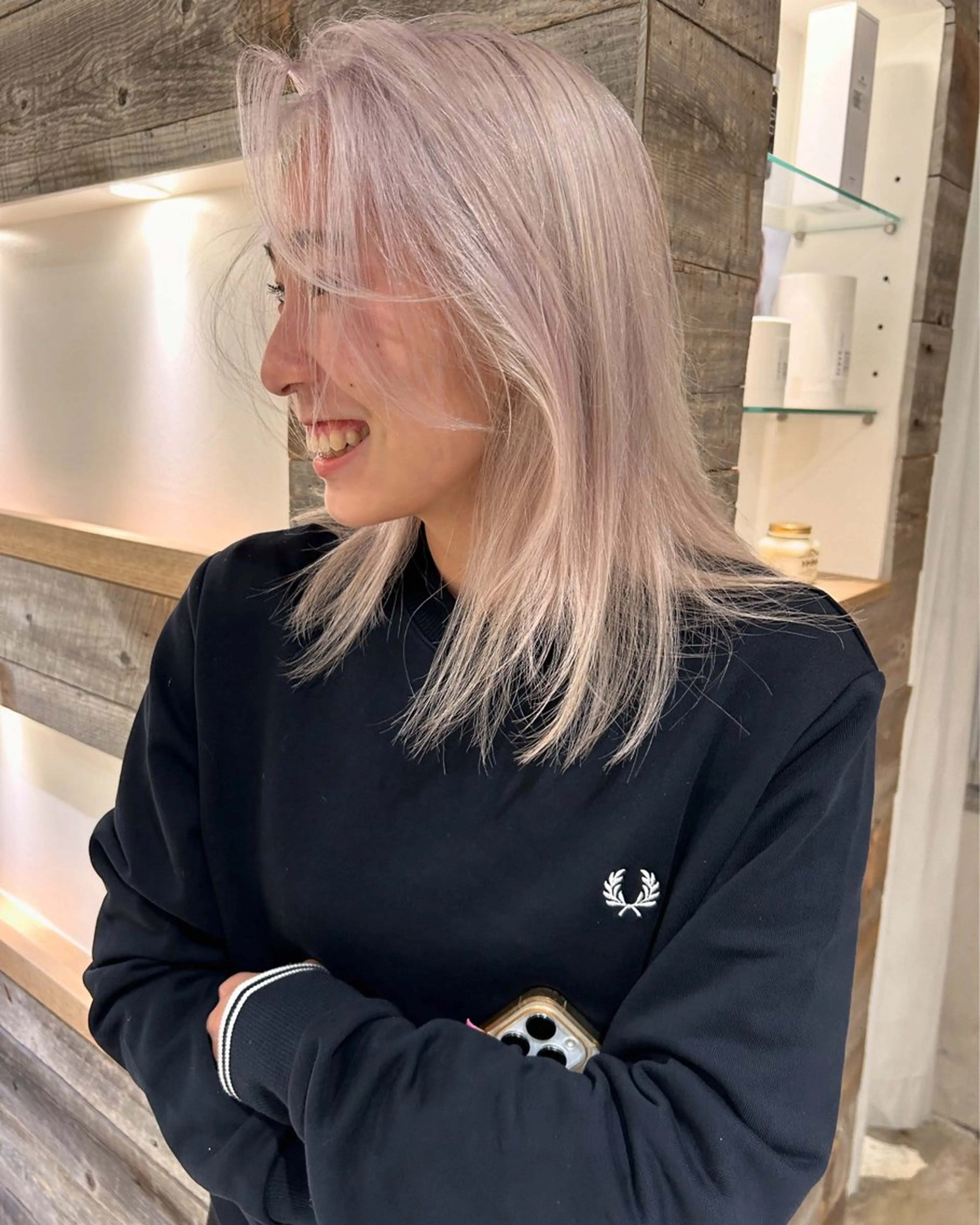 ミディアム カラー ブリーチ ケアブリーチ Loom.所属・村上雅人 ナチュラルモードのヘアスタイル
