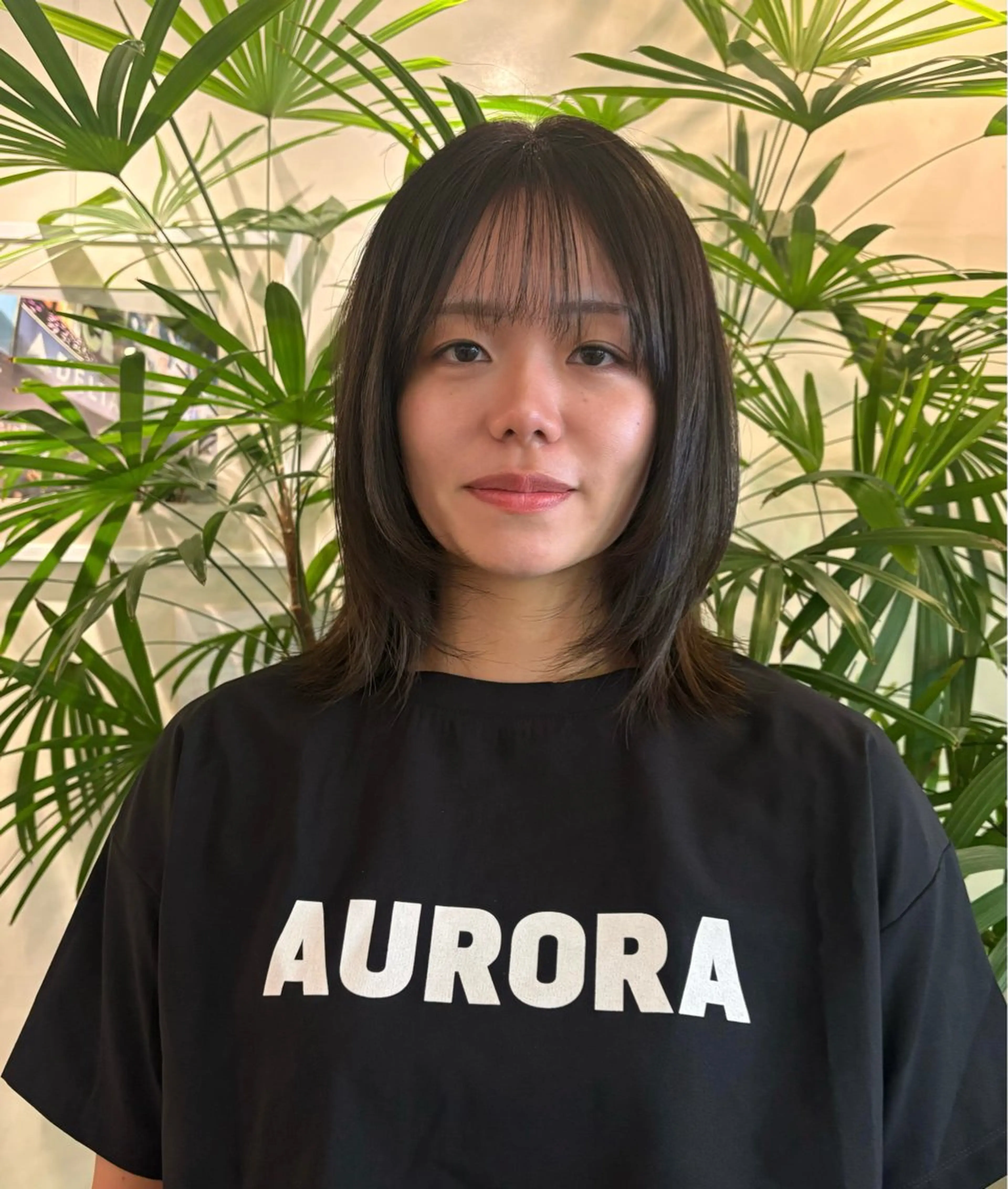 ミディアム カラー 顔まわりレイヤー レイヤーカット カット ヘアカラー les baladins du miroir所属・🍃YURI 🍃のヘアスタイル