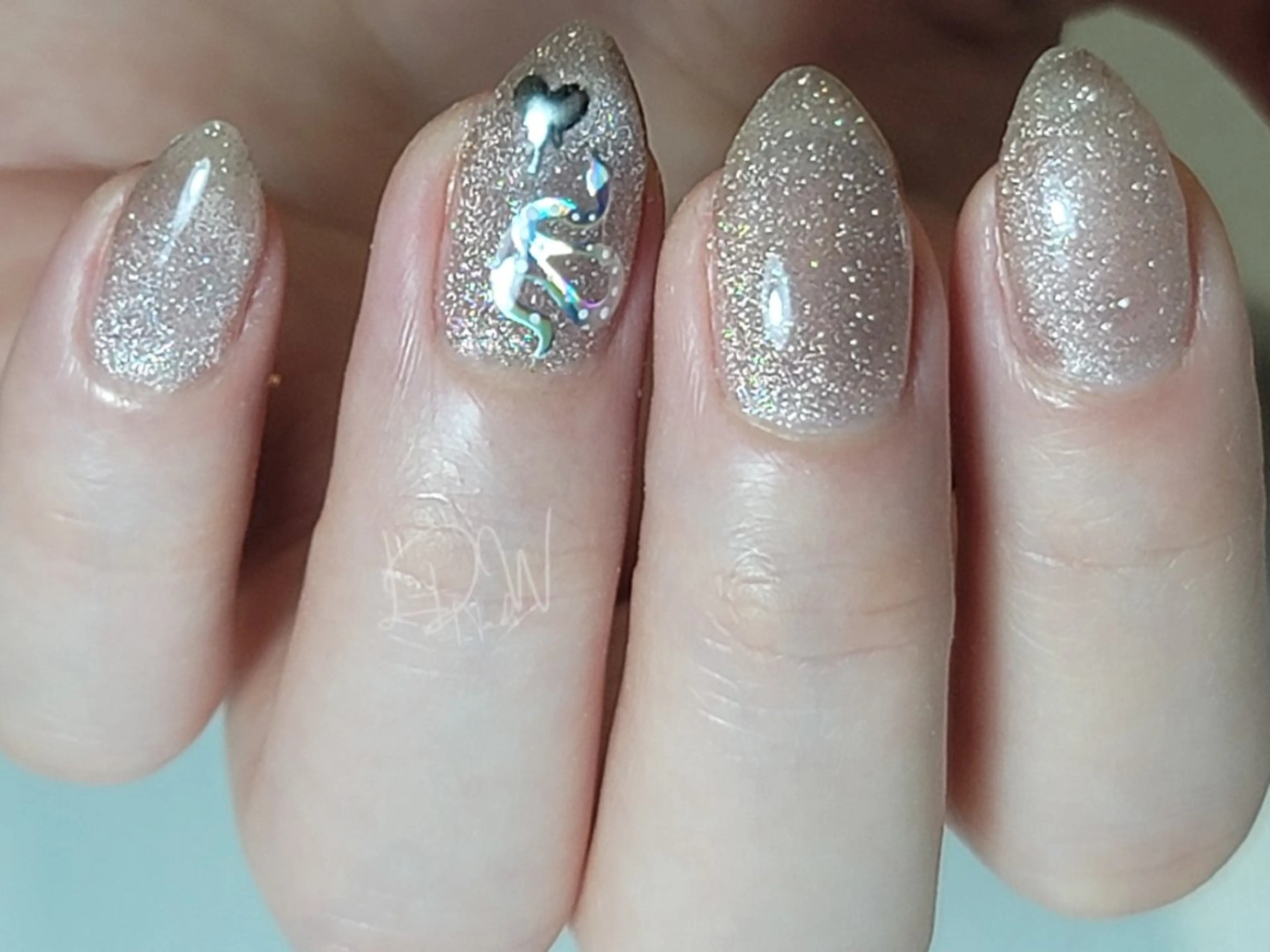 ネイル ハンドネイル ハンドケア Nails_l.d.w所属・nails_ l.d.wのネイルデザイン