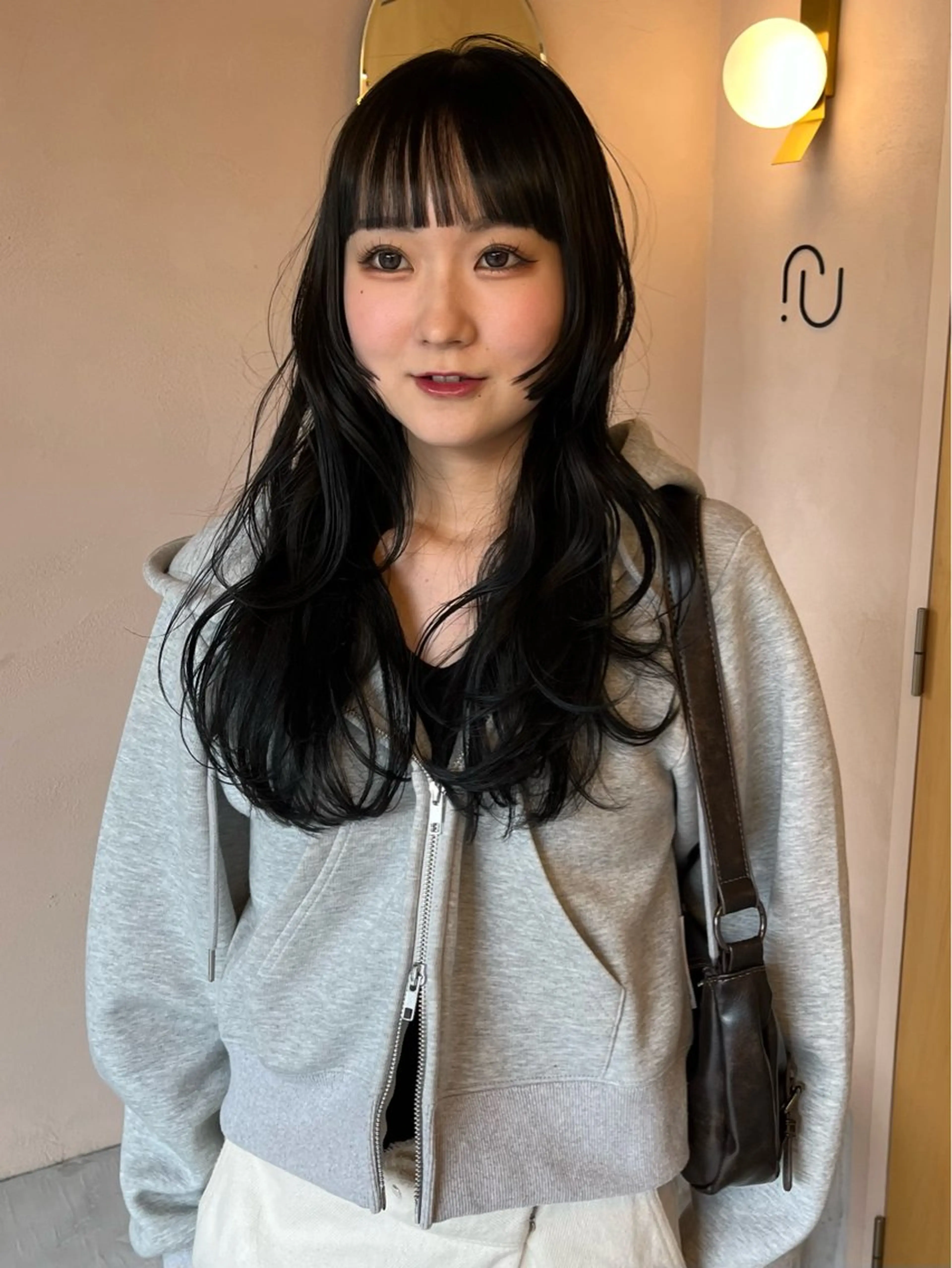 ロング カラー レイヤーカット ロング iru所属・mi kiのヘアスタイル