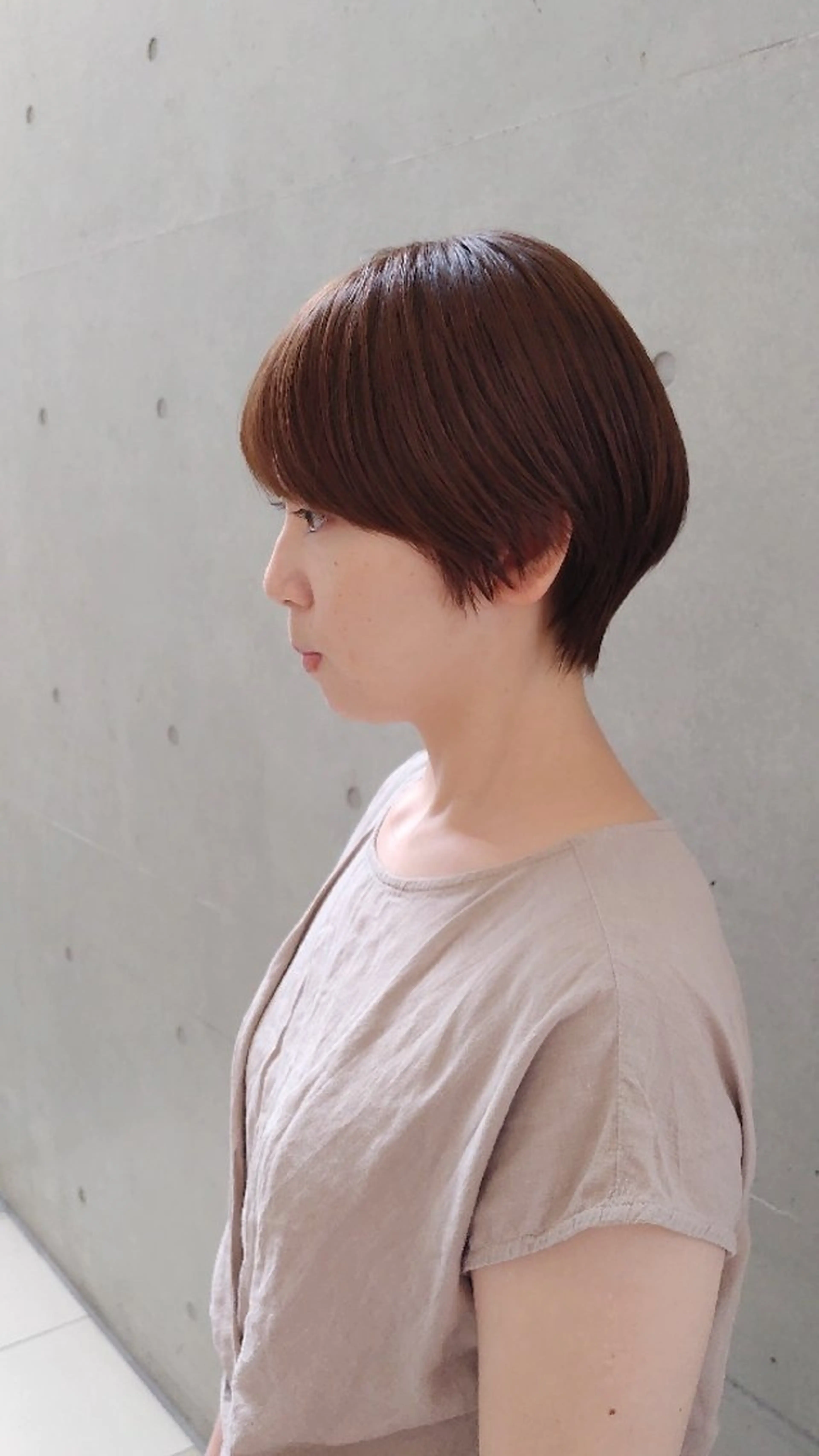ショート カラー メゾンブランアヴェダ所属・ホリウチ ユキエのヘアスタイル