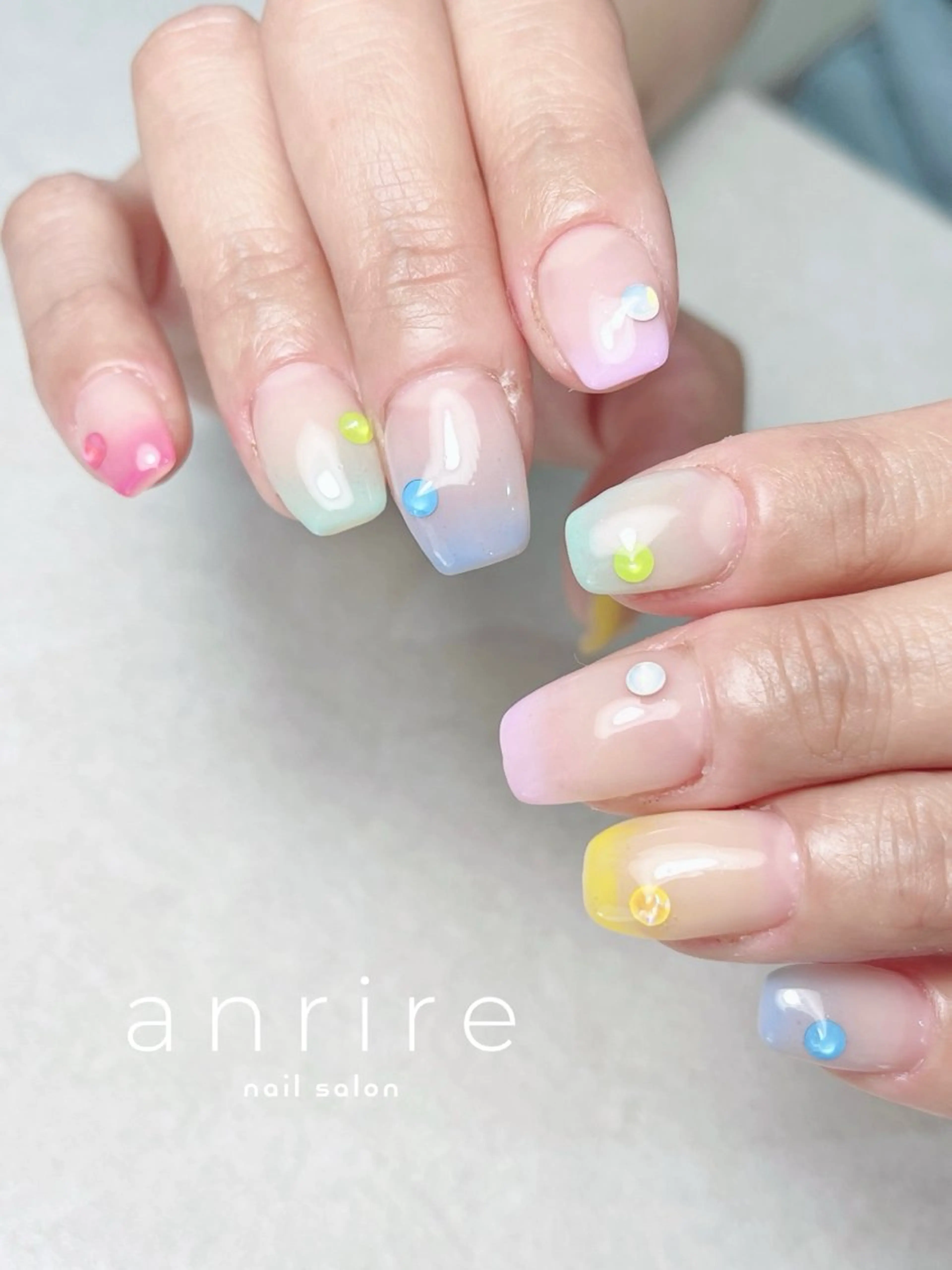 ネイル ジェルネイル グラデーション パラジェル パステルネイル ストーンネイル ハンドネイル nail salon anrire〜アンリール〜所属・nailsalon anrireのネイルデザイン