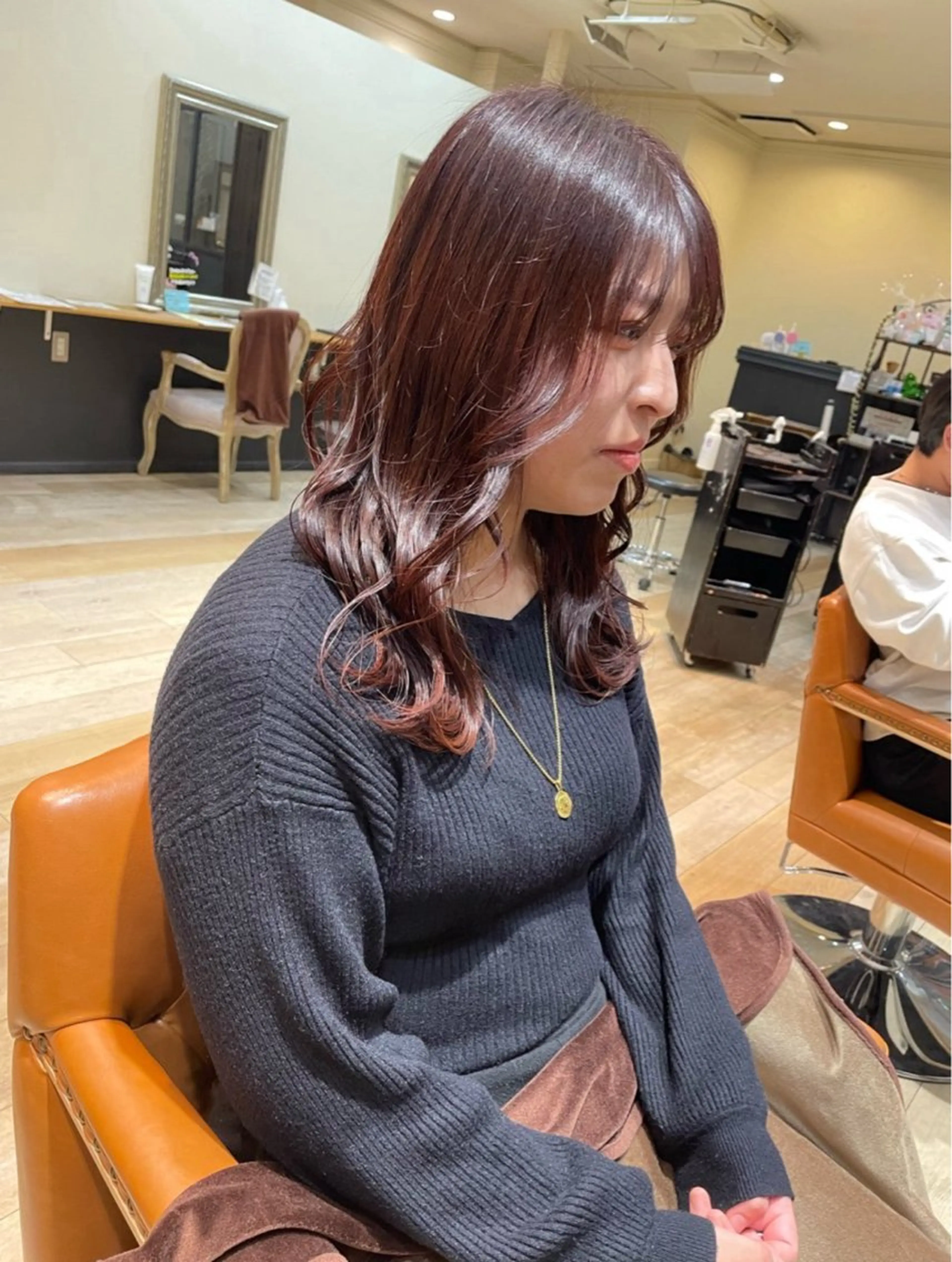 ロング カラー ブラウンカラー 透明感カラー ピンクカラー ピンクブラウン 松尾 遥花のヘアスタイル