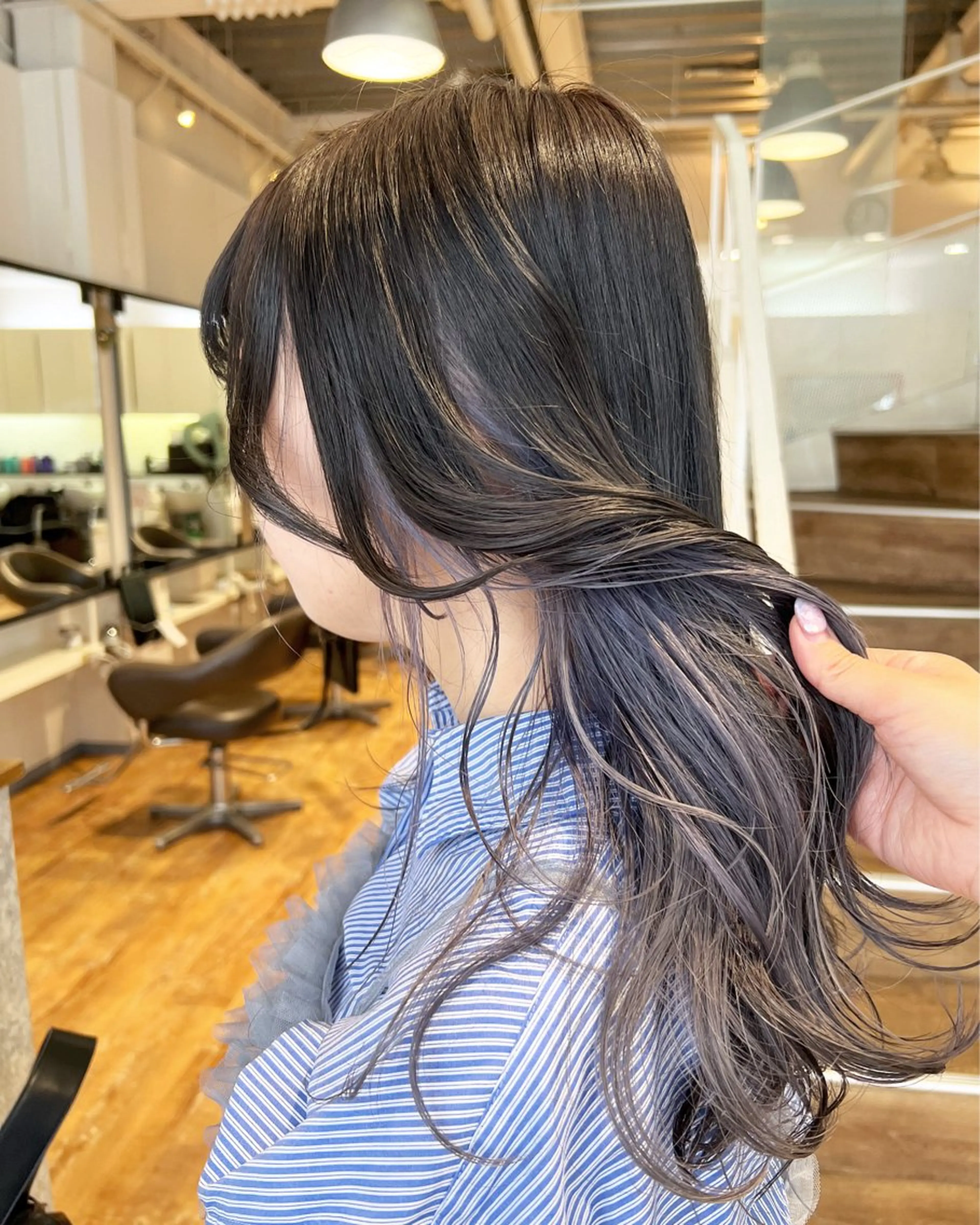 カラー アッシュ シルバー ヘアカラー インナーカラー♡ Nanakoのヘアスタイル