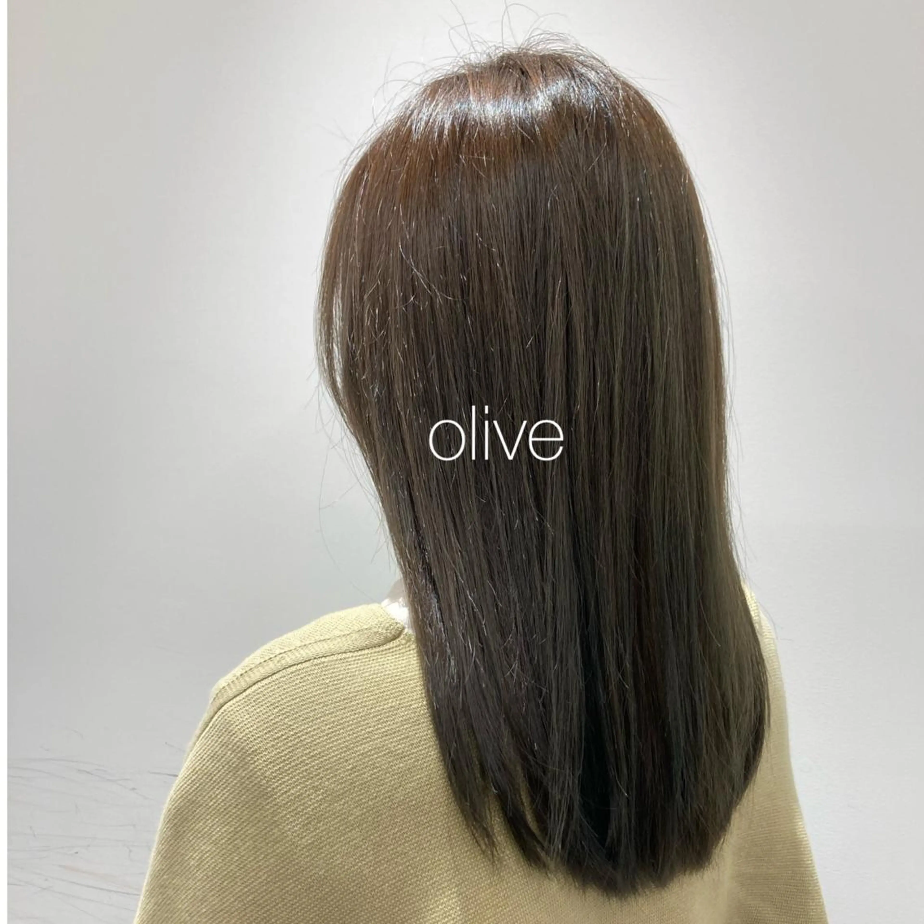 セミロング カラー カット ヘアカラー ヘッドスパ さかもと あかりのヘアスタイル