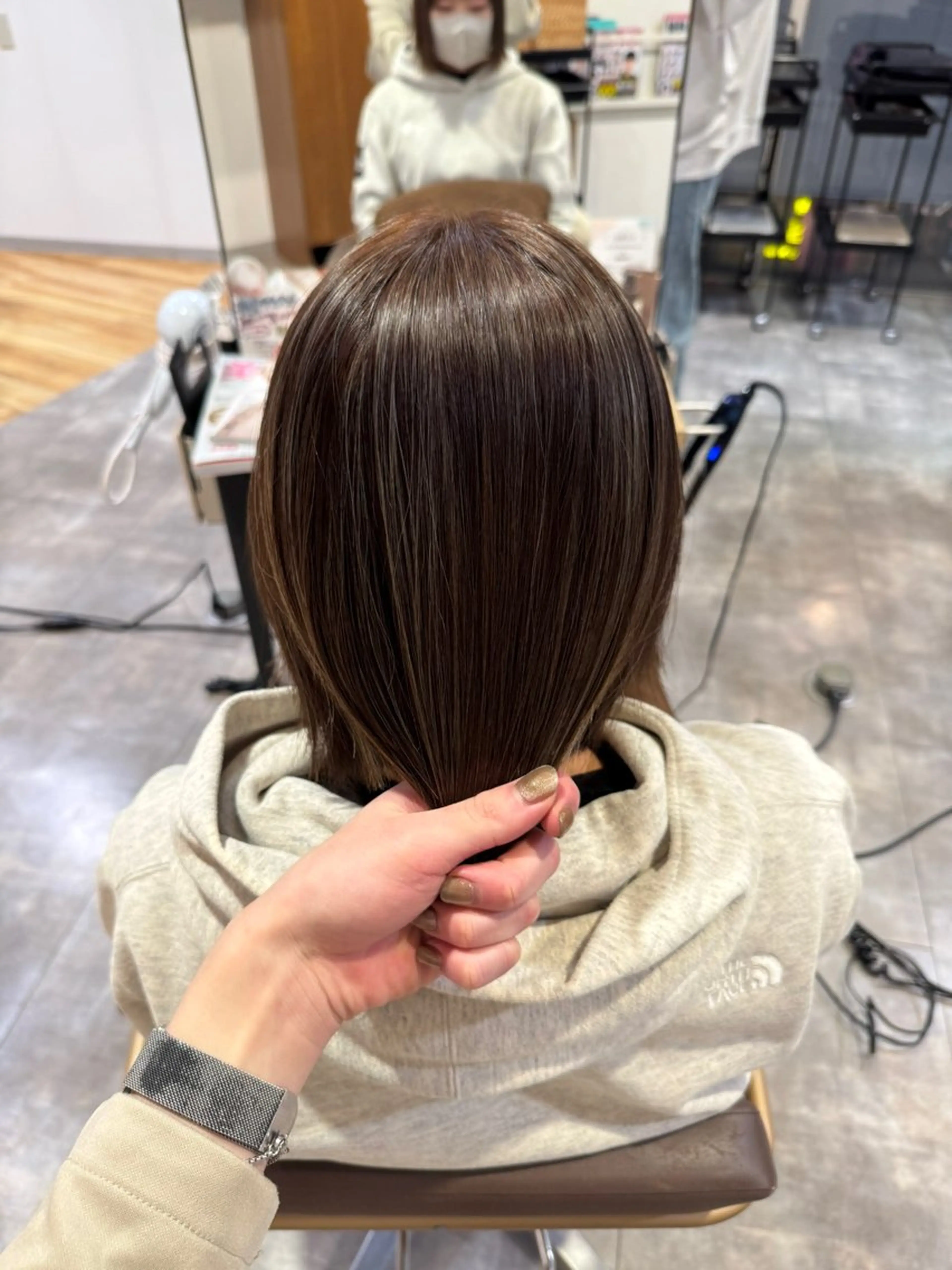 ミディアム カラー ハイライトカラー ハイライト ブリーチなし ダブルカラー三國雅矢のヘアスタイル