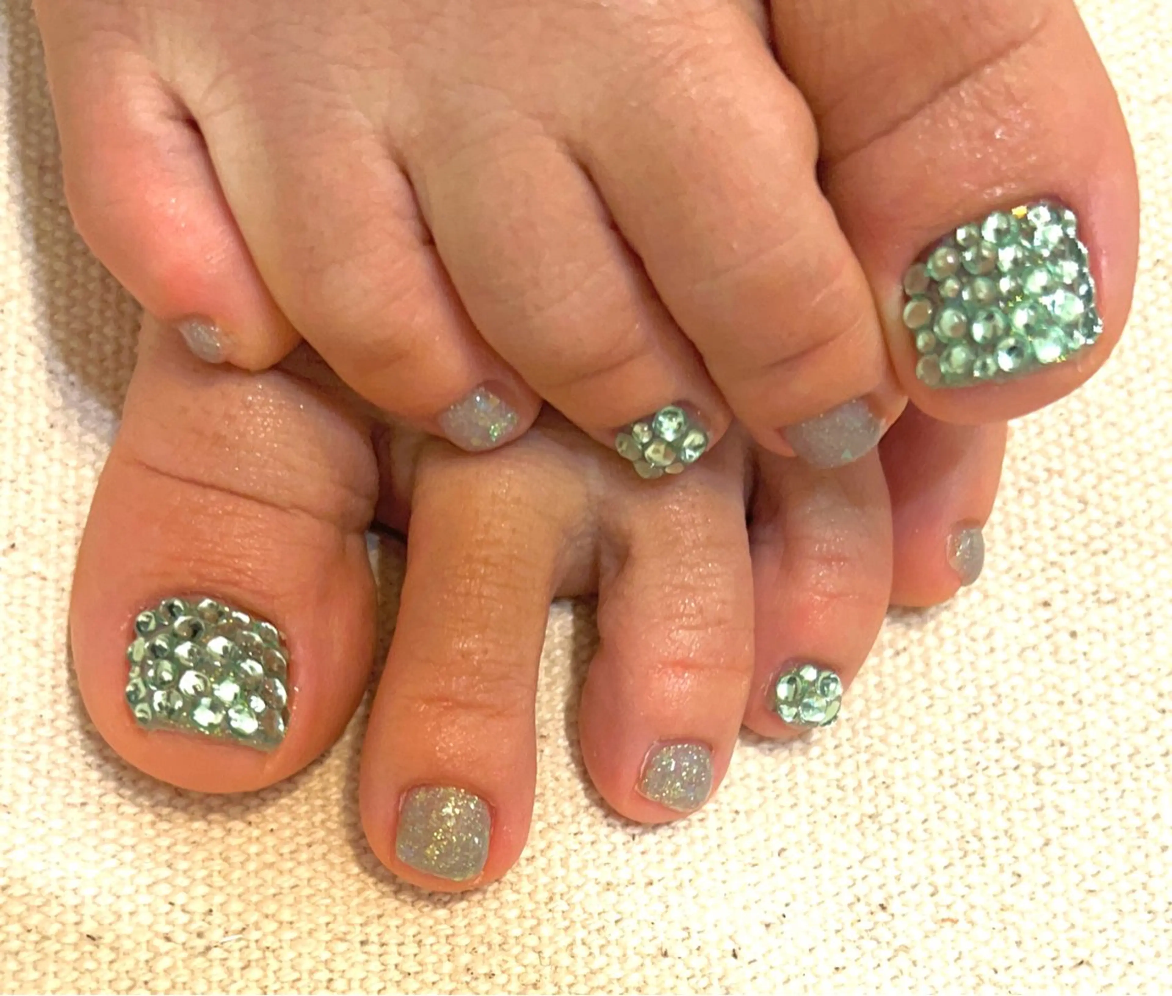 ネイル フットネイル one nailsalonのネイルデザイン