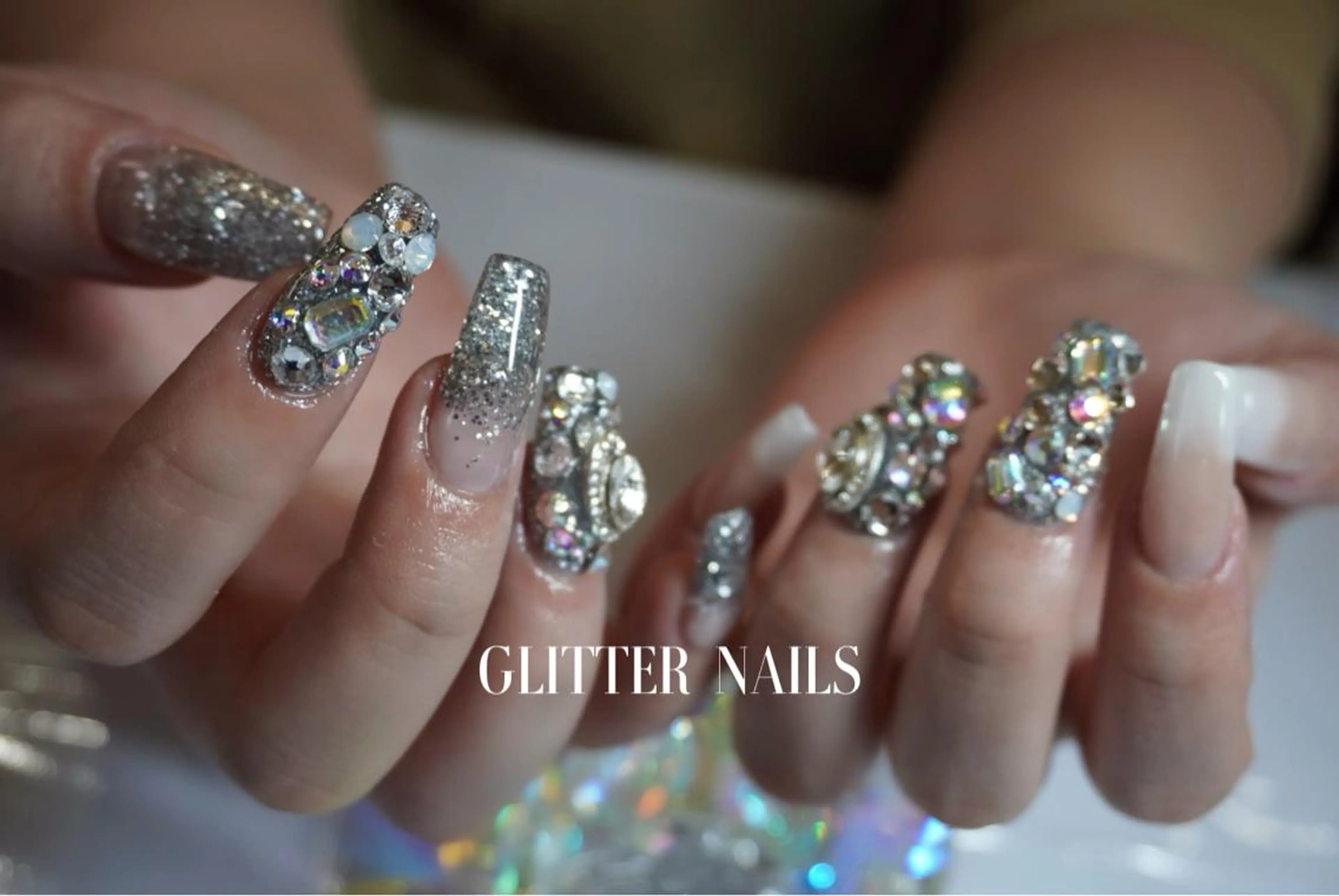 ネイル GLITTER NAILS所属・GLITTER NA ILS〜KOKONEのマツエク・マツパデザイン