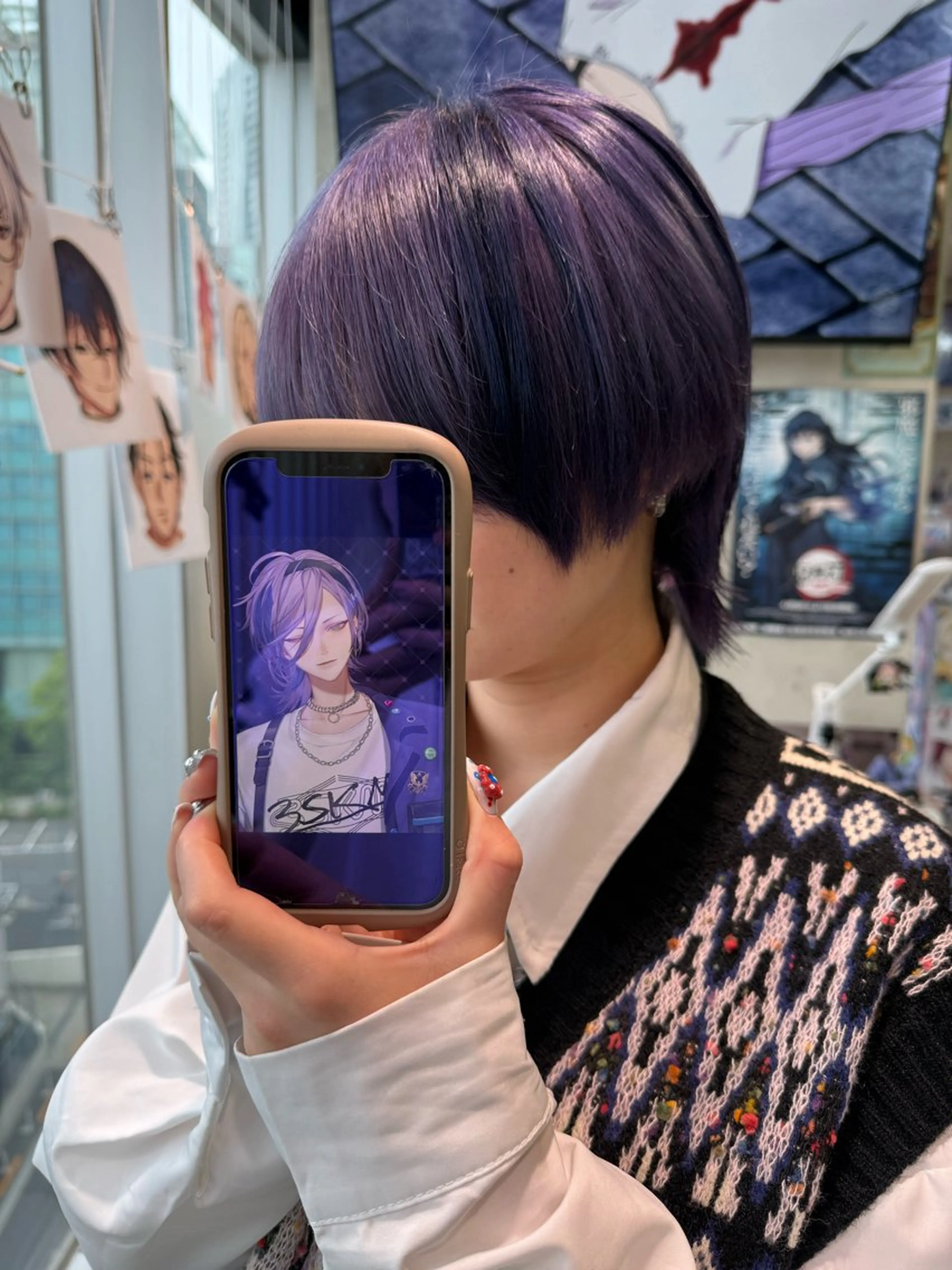 セミロング カラー ブリーチ ケアブリーチ ラベンダーカラー パープルカラー ヘアカラー トリートメント インナーカラー/推し ウルフ/アニメカラーのヘアスタイル
