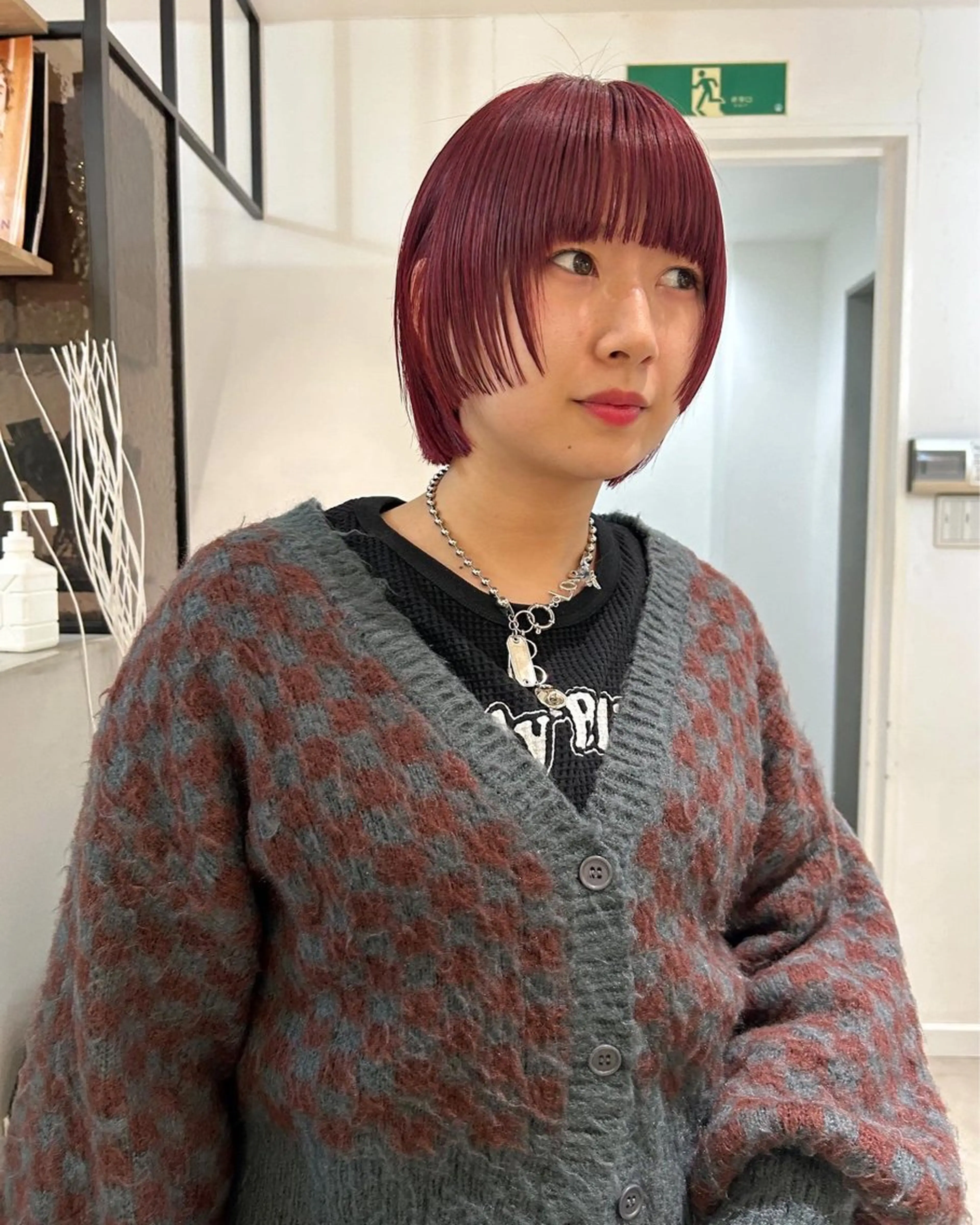 ショート カラー ブリーチ ボルドーカラー HIBIKI/原宿 ハッシュカット🪄のヘアスタイル