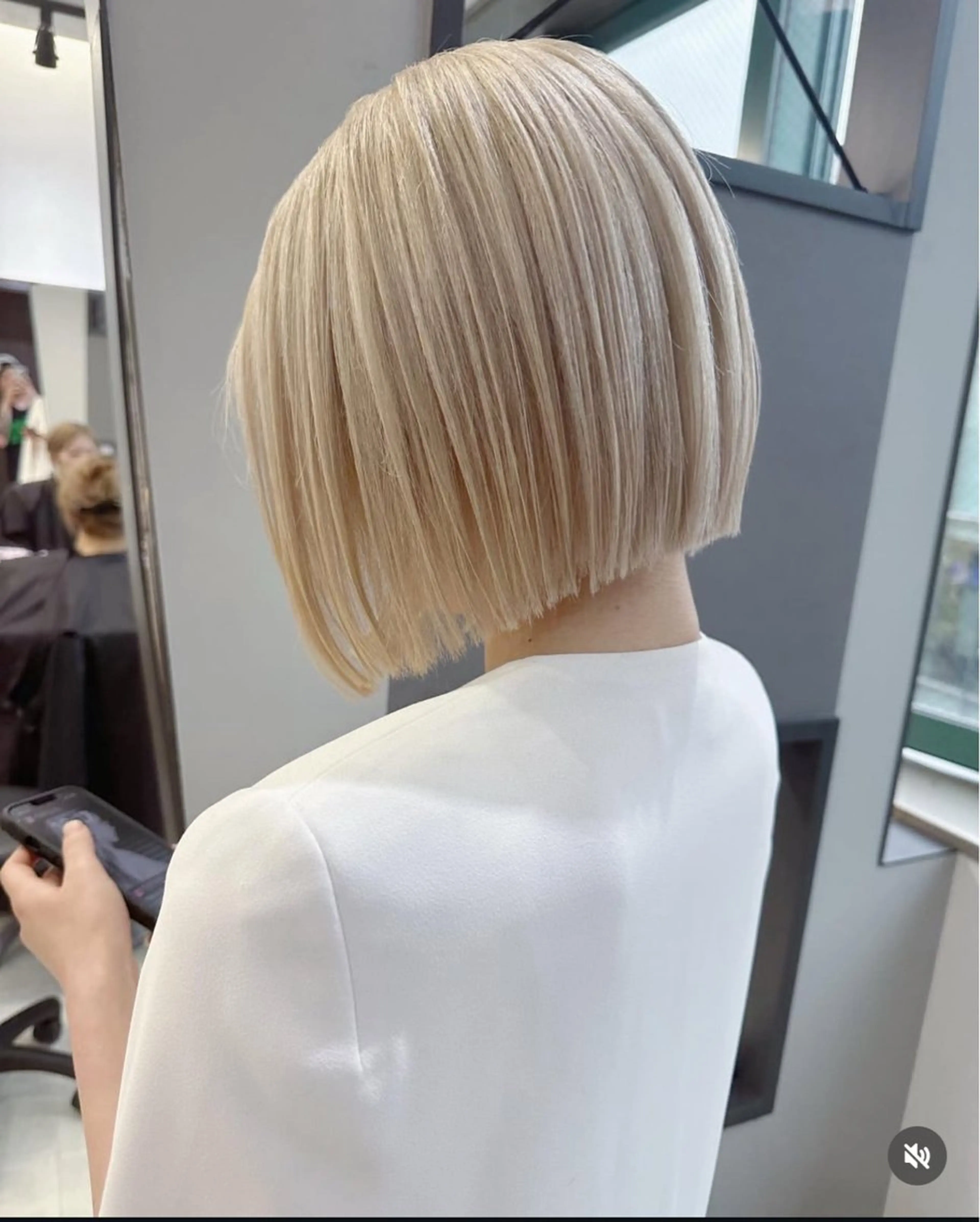 ショート カラー Miharu ྀིのヘアスタイル