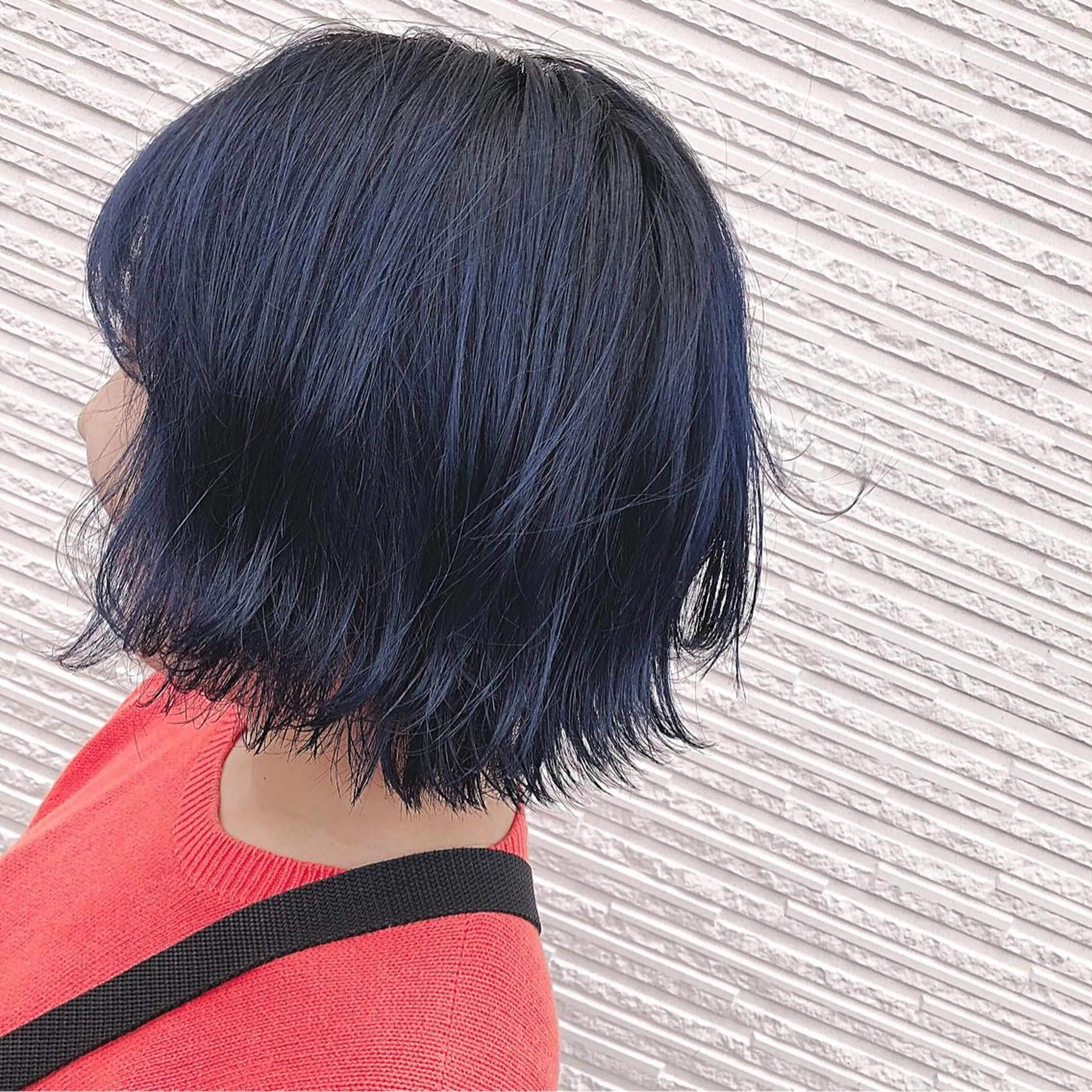 ショート カラー ブルーカラー ブルージュ ヘアカラー トリートメント 名畑 裕貴のヘアスタイル