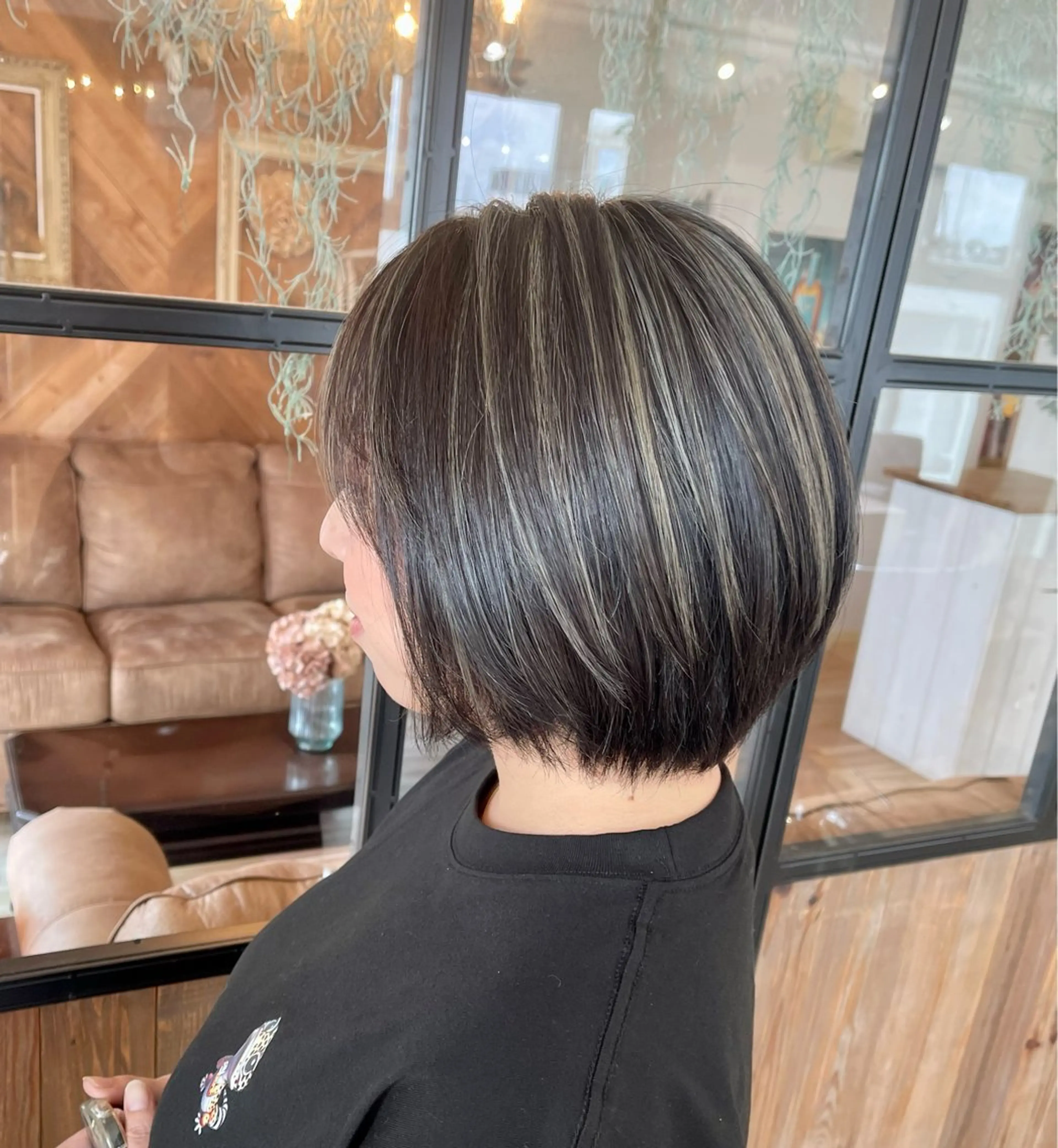 カラー LA BELLA所属・LA BELLA マリナのヘアスタイル