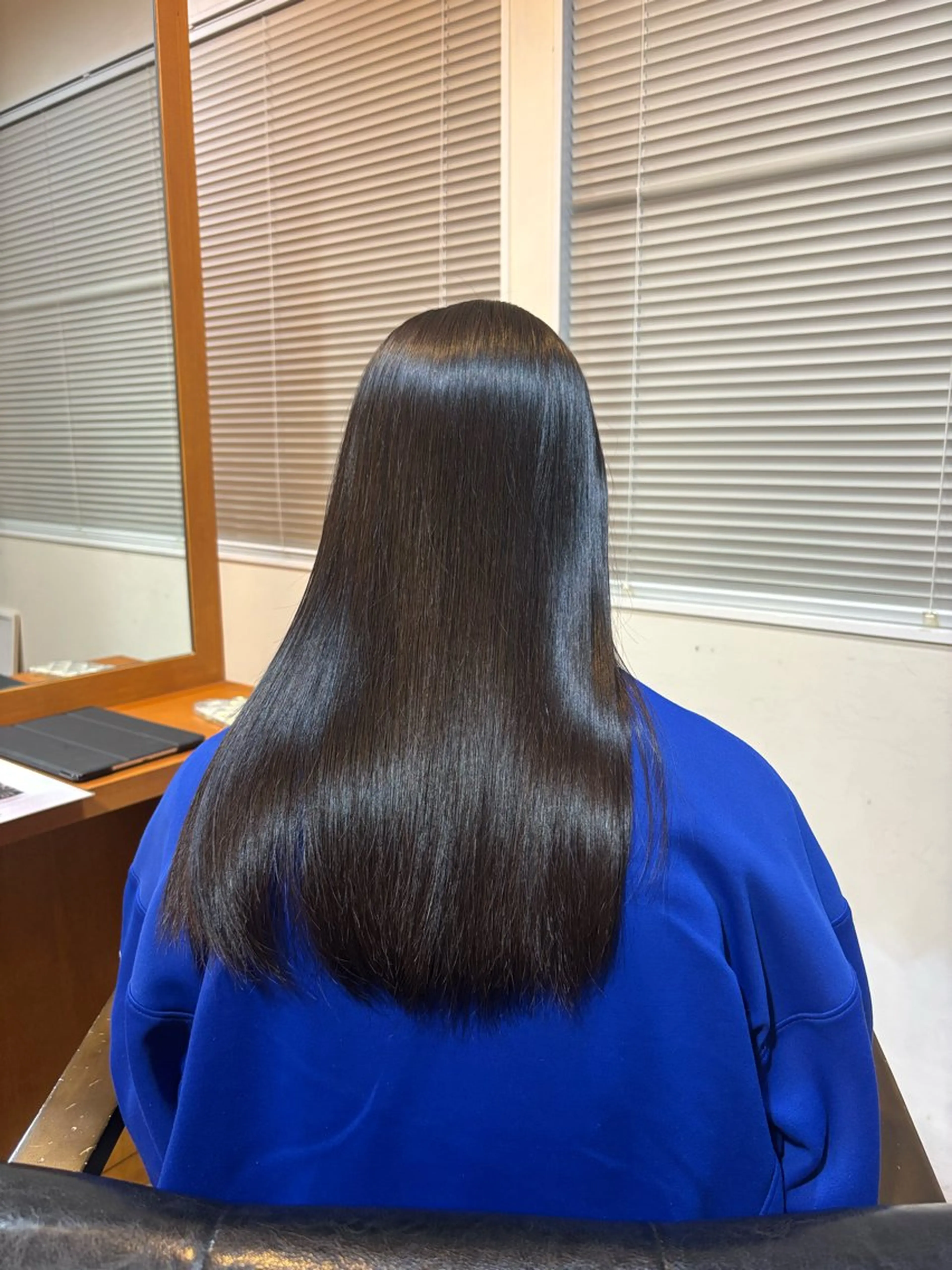 セミロング パーマ ストレートパーマ 春日井/透明感カラー 大人カラー／高木琉菜のヘアスタイル