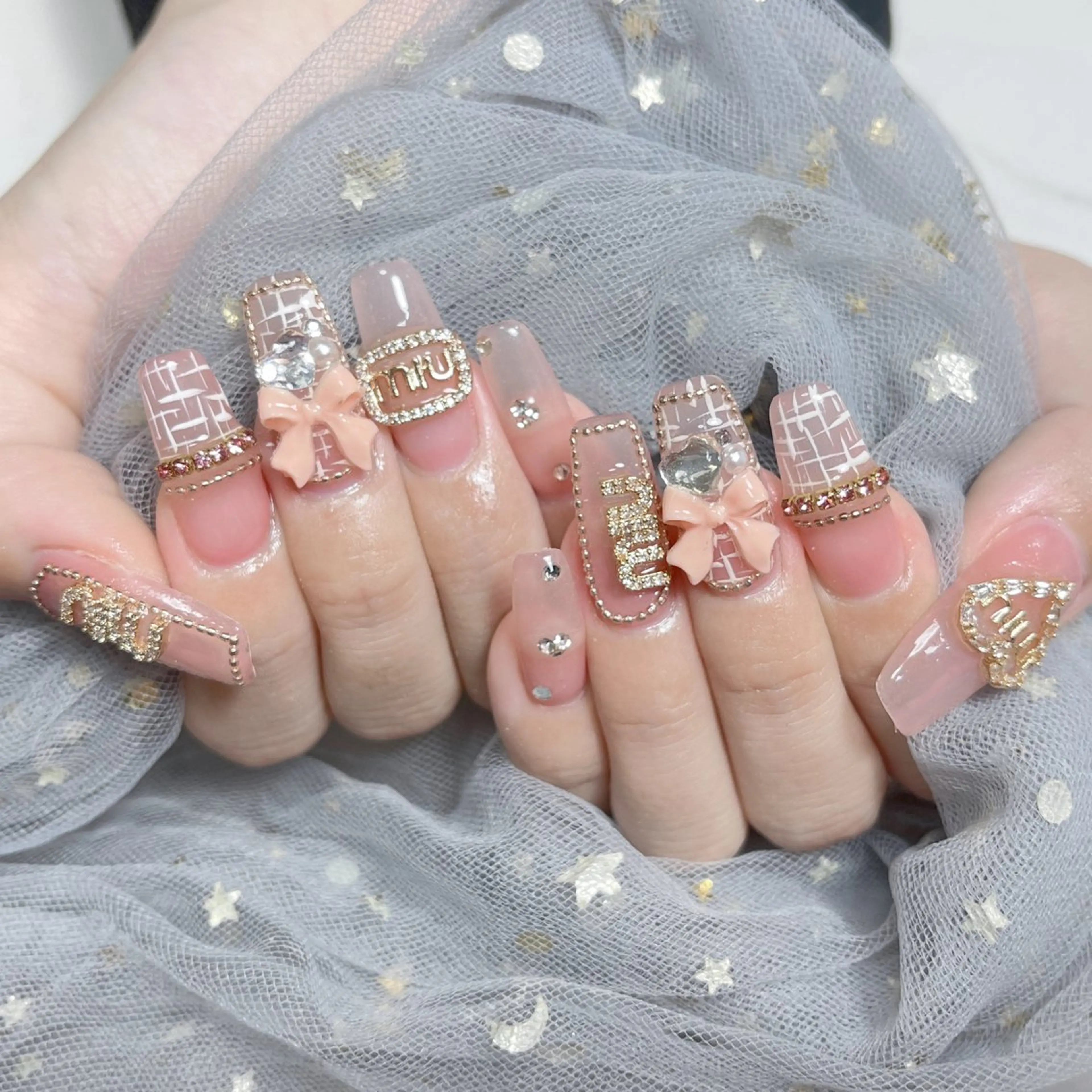 ネイル ハンドネイル 🎀ネイルサロン エクラYUI🎀のネイルデザイン
