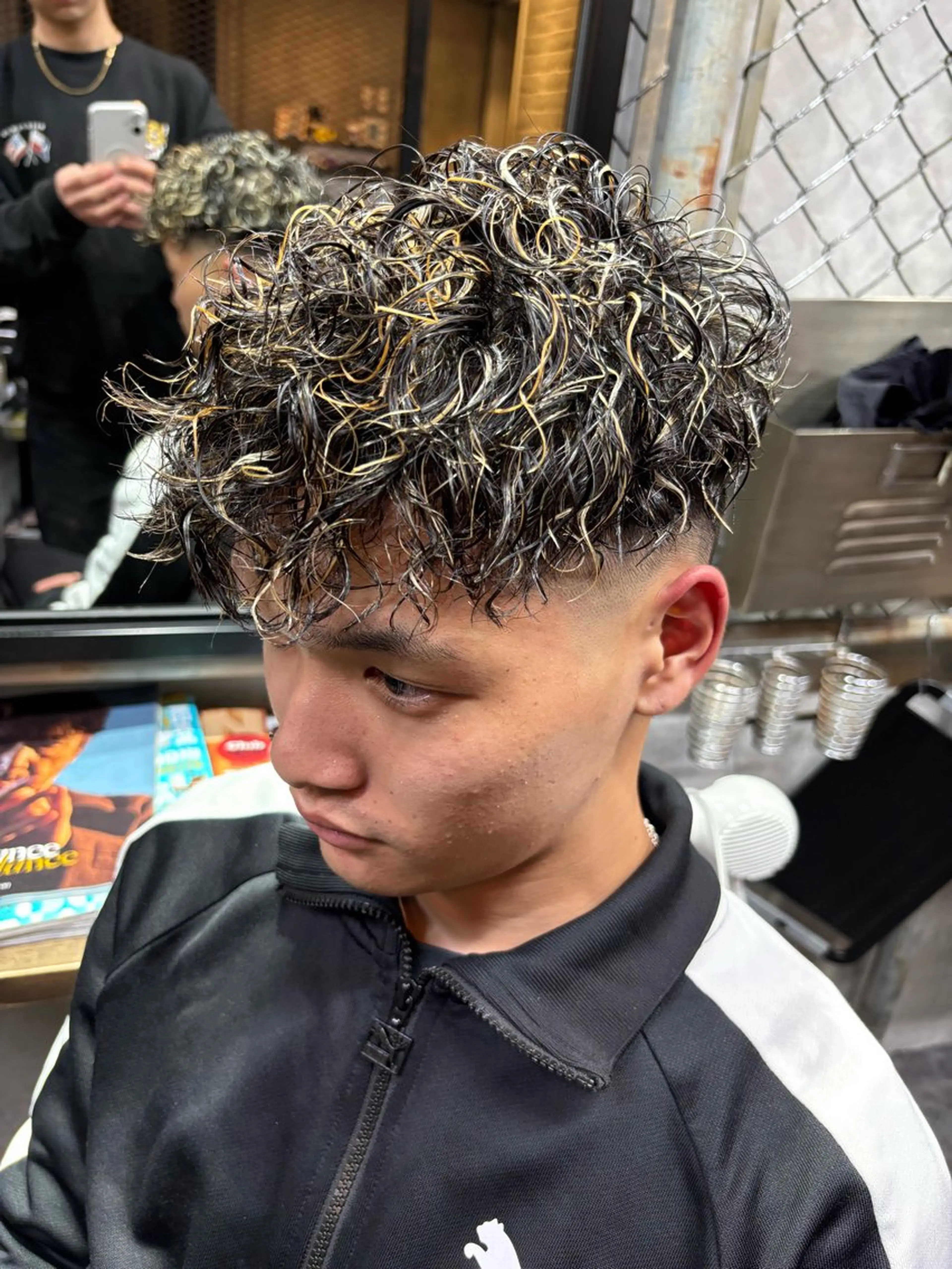 【日曜日限定】カット➕メッシュ➕極道パーマ〈メンズ〉の写真