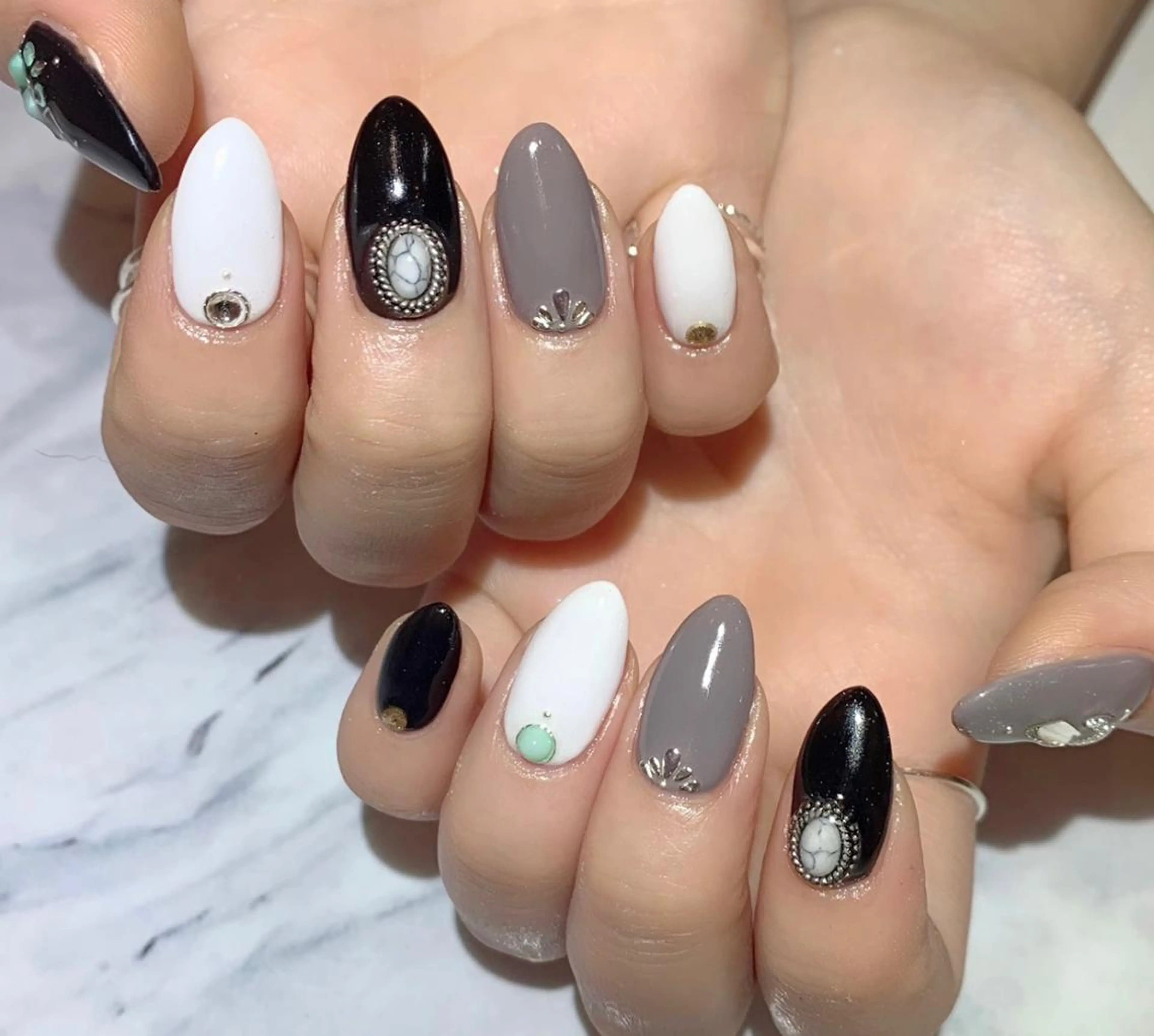 ネイル ハンドネイル Lino+ ネイル&よもぎ蒸しのネイルデザイン