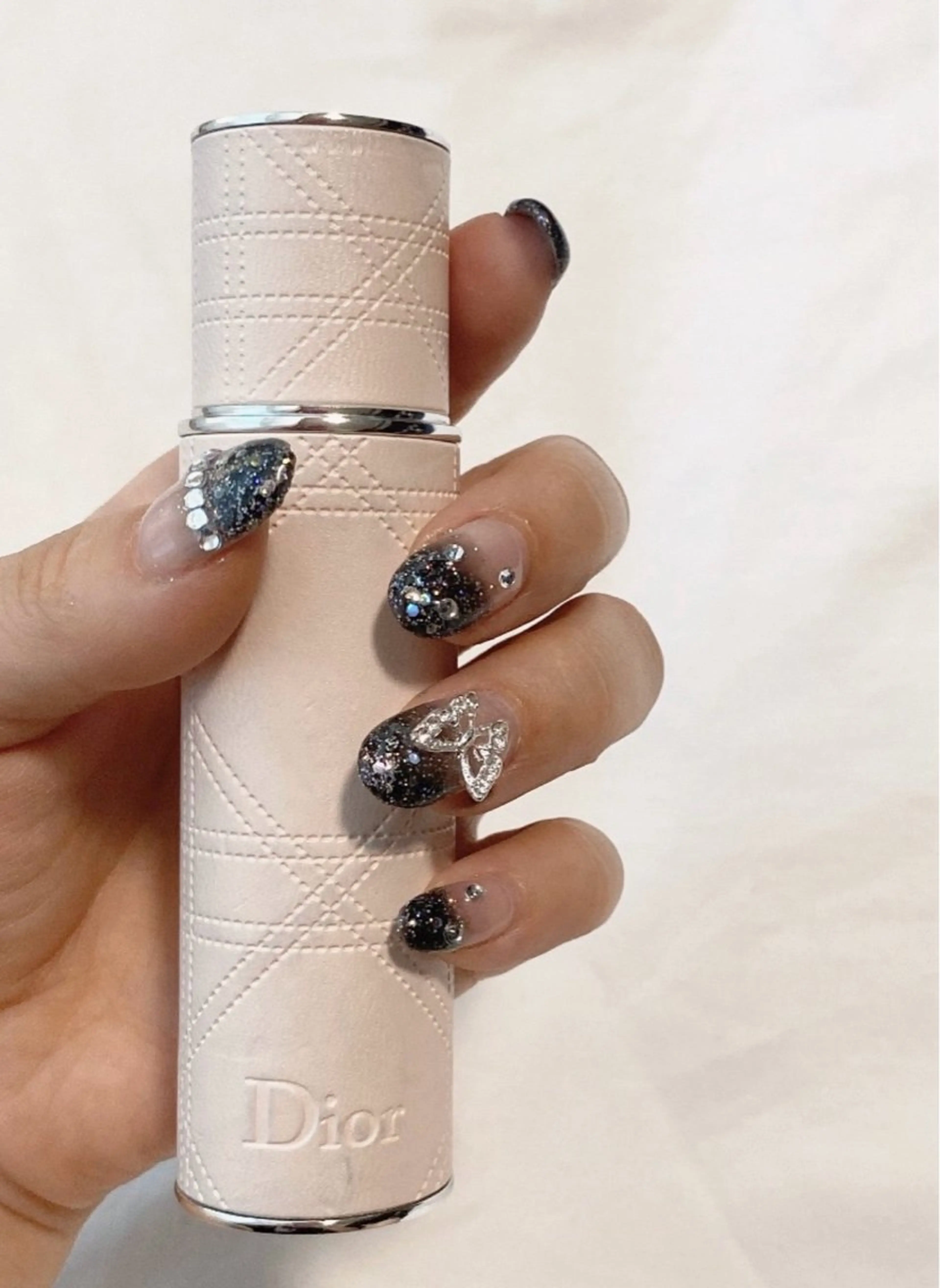 ネイル Nailist 梨花のネイルデザイン