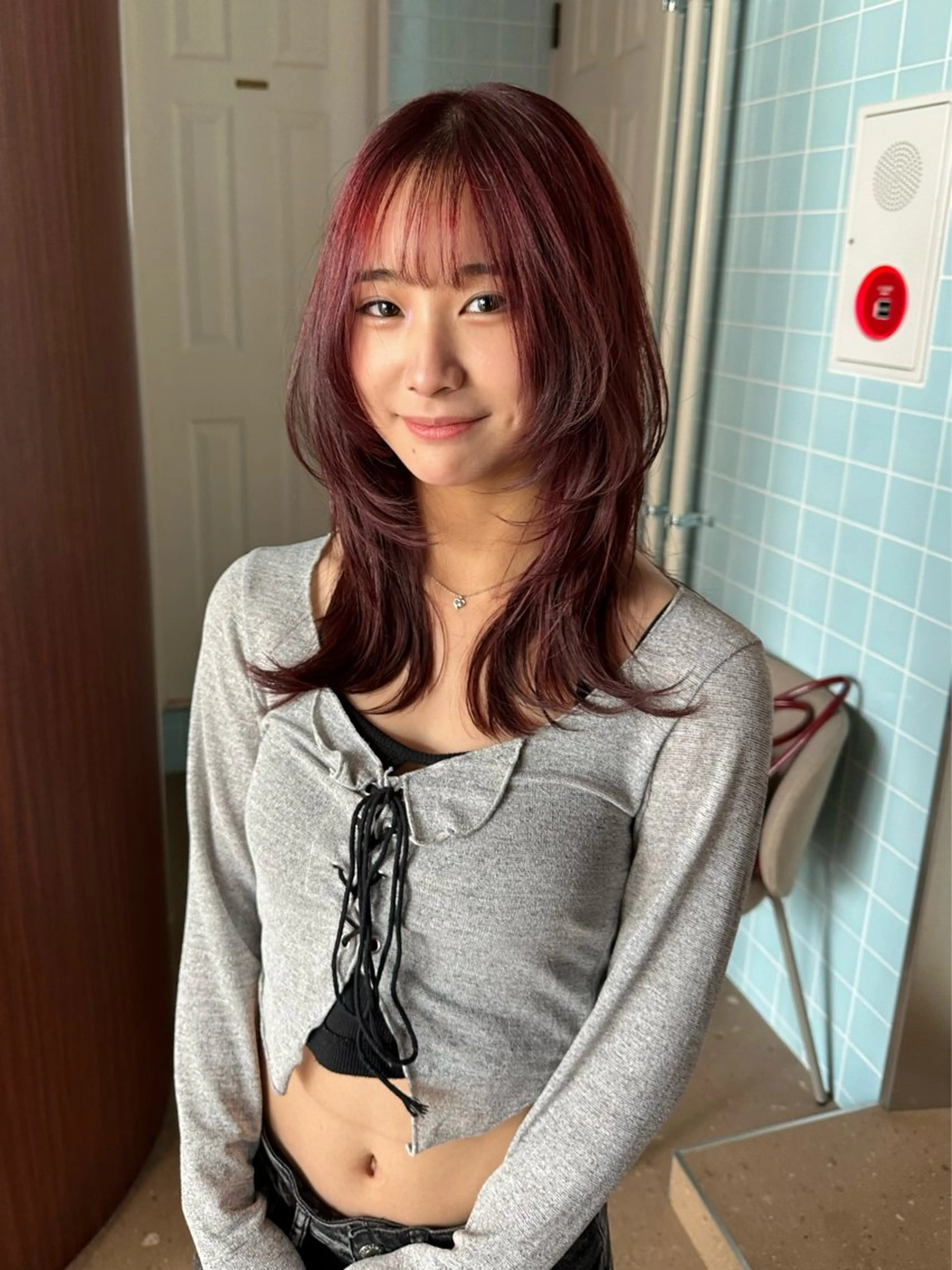 セミロング カラー 顔まわりレイヤー ハッシュカット レイヤーカット ウルフカット ウルフ/レイヤー/ 渋谷🔮西村 悠大のヘアスタイル