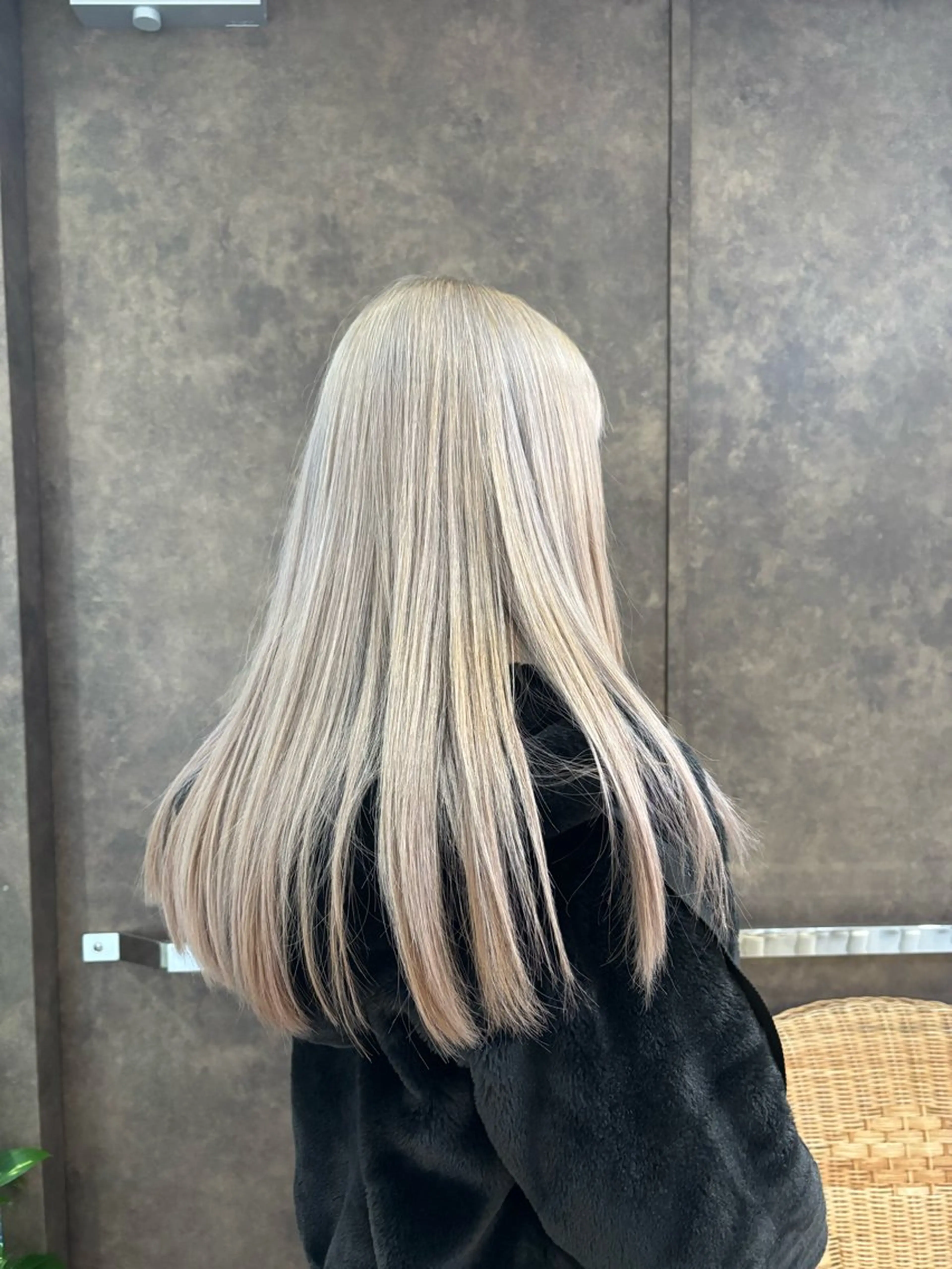 カラー ブリーチ ヘアカラー AO所属・Haruka🌺府中 /ボブ/海外ヘアのヘアスタイル