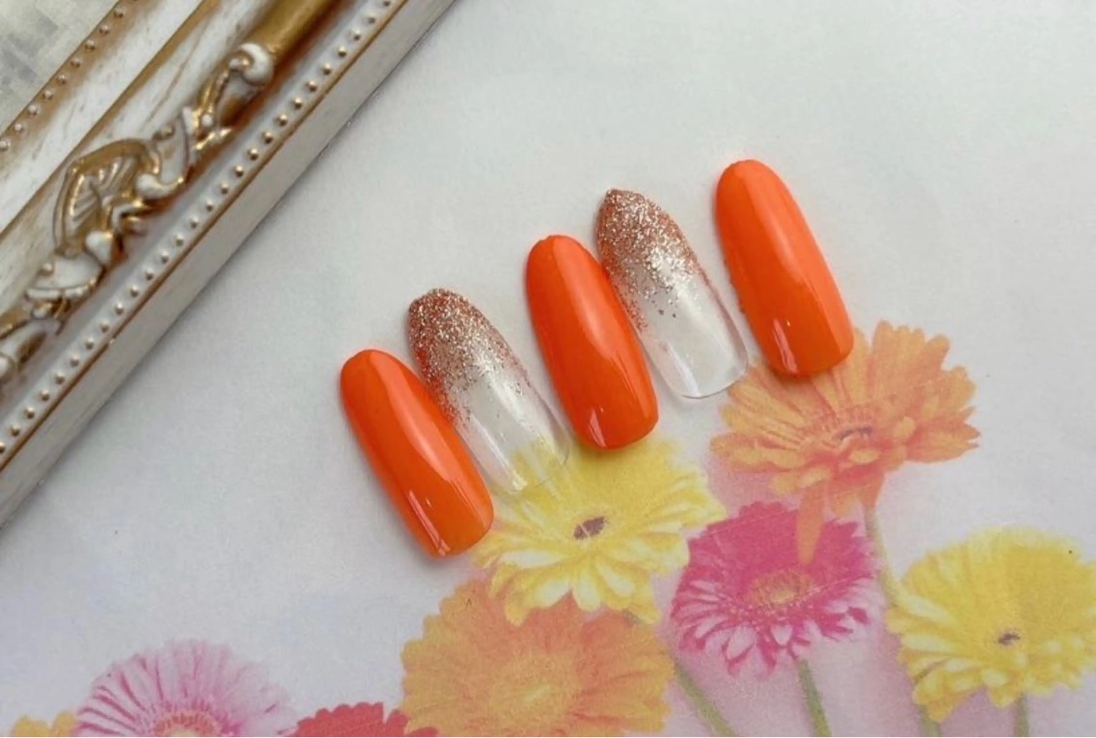 nailsalon MUZOrashika所属・林 亜衣のネイルデザイン