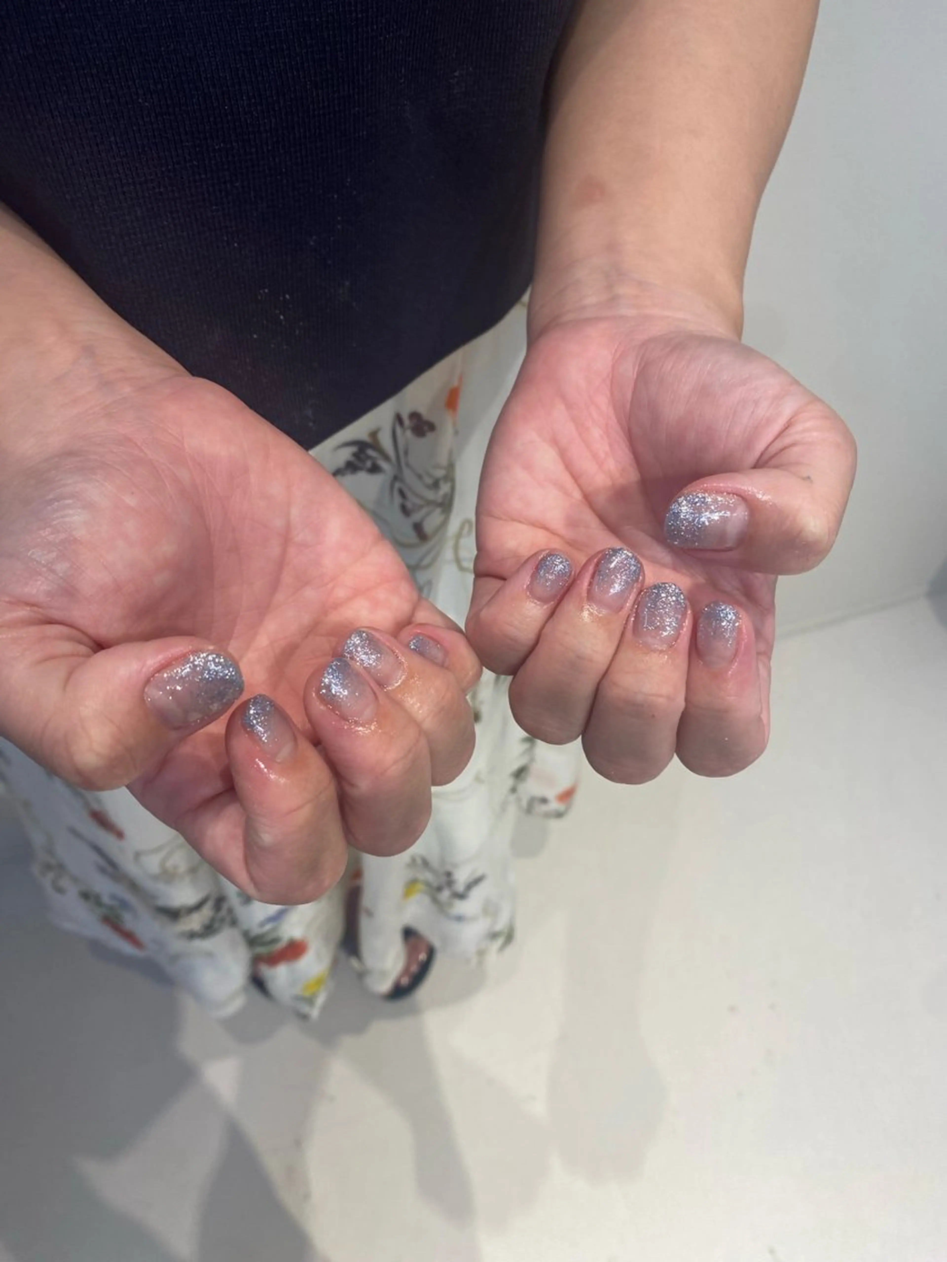 ネイル ブルー ラメ(グリッター) ラメグラデーション シルバー kaho nail8のネイルデザイン