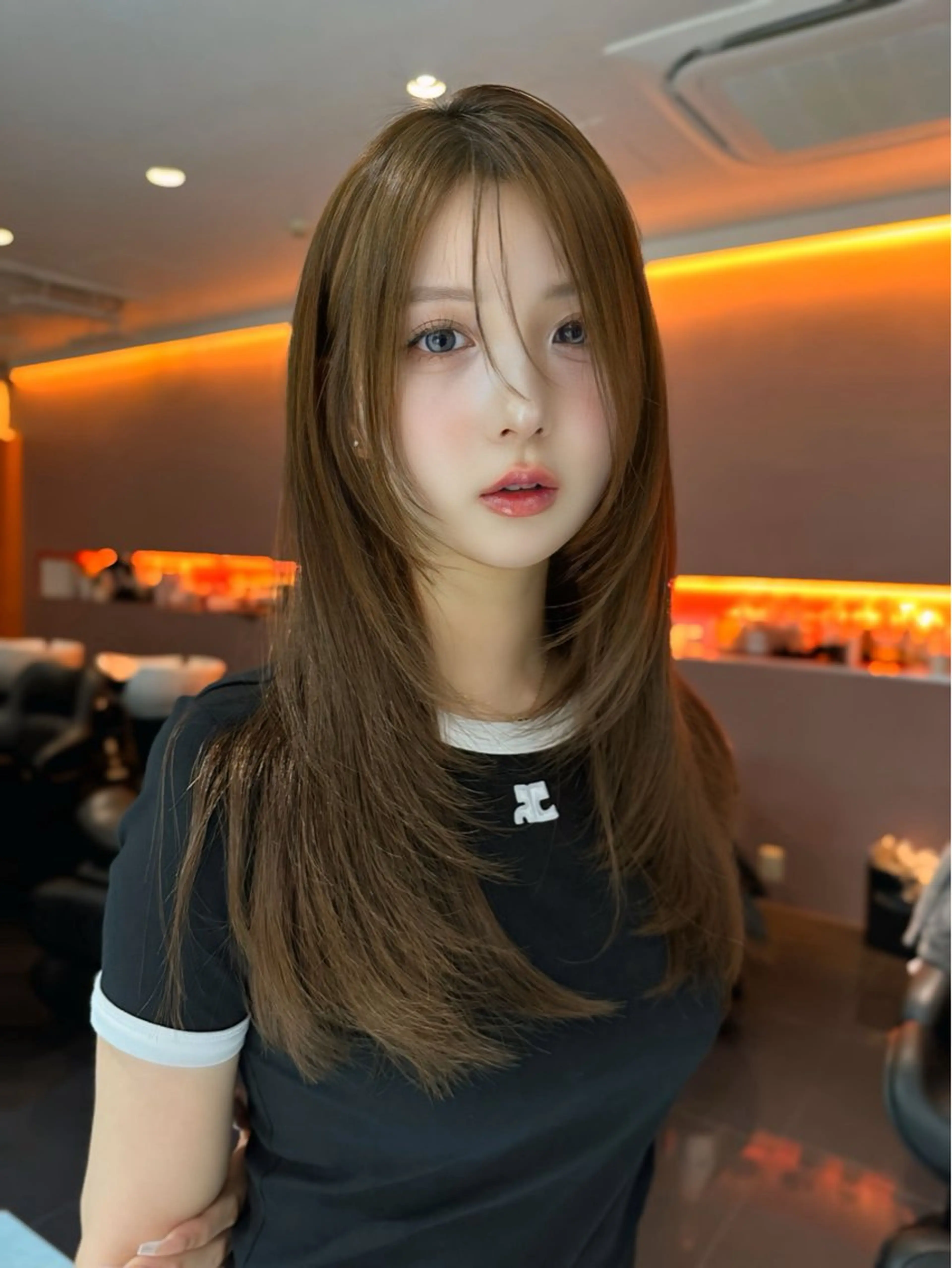 ロング カラー カット ヘアカラー トリートメント 韓国ヘア🇰🇷 透明感カラー🩶のヘアスタイル