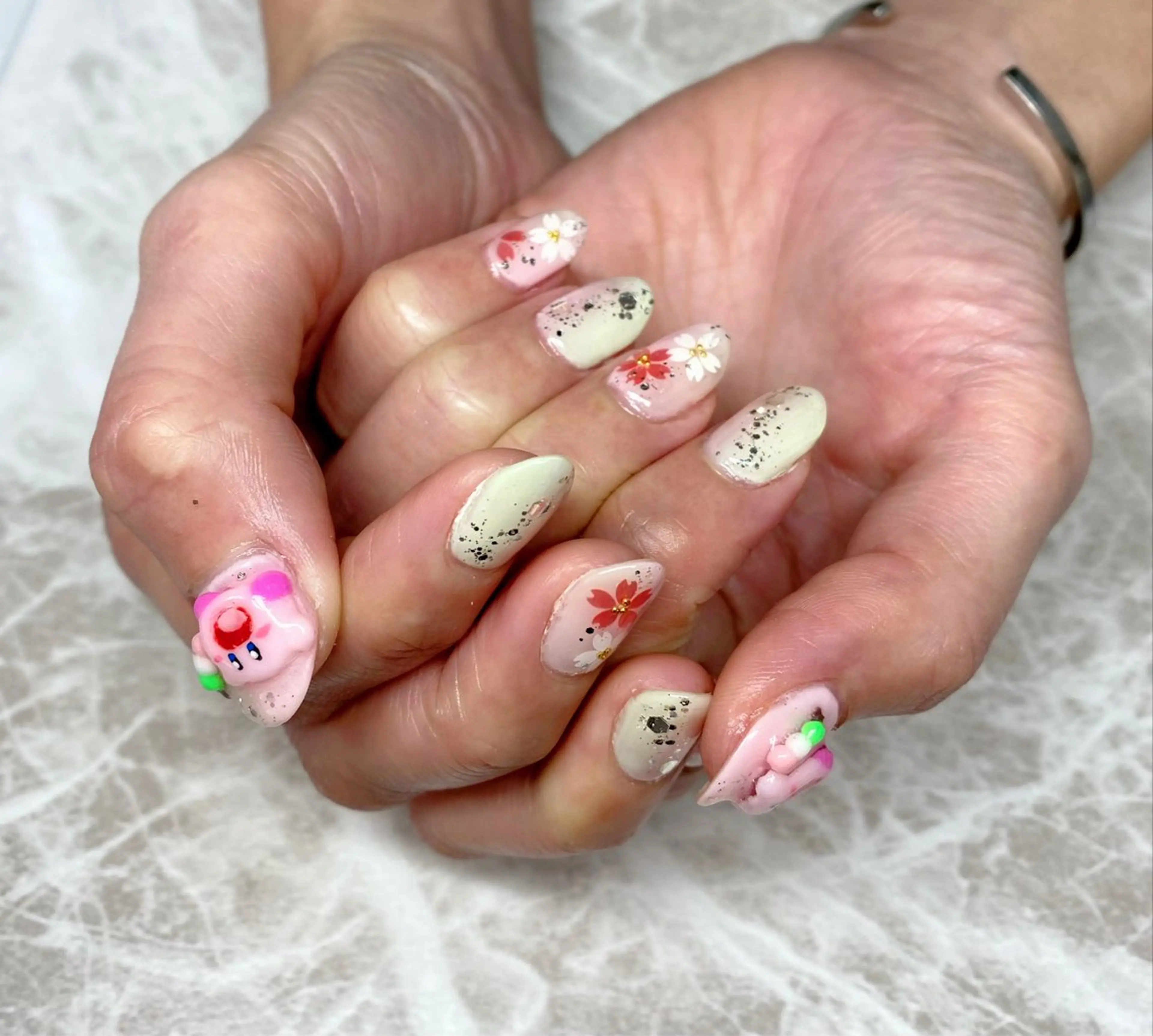 ネイル ハンドネイル ゆぴねいる所属・ゆぴねいる yupinailのネイルデザイン