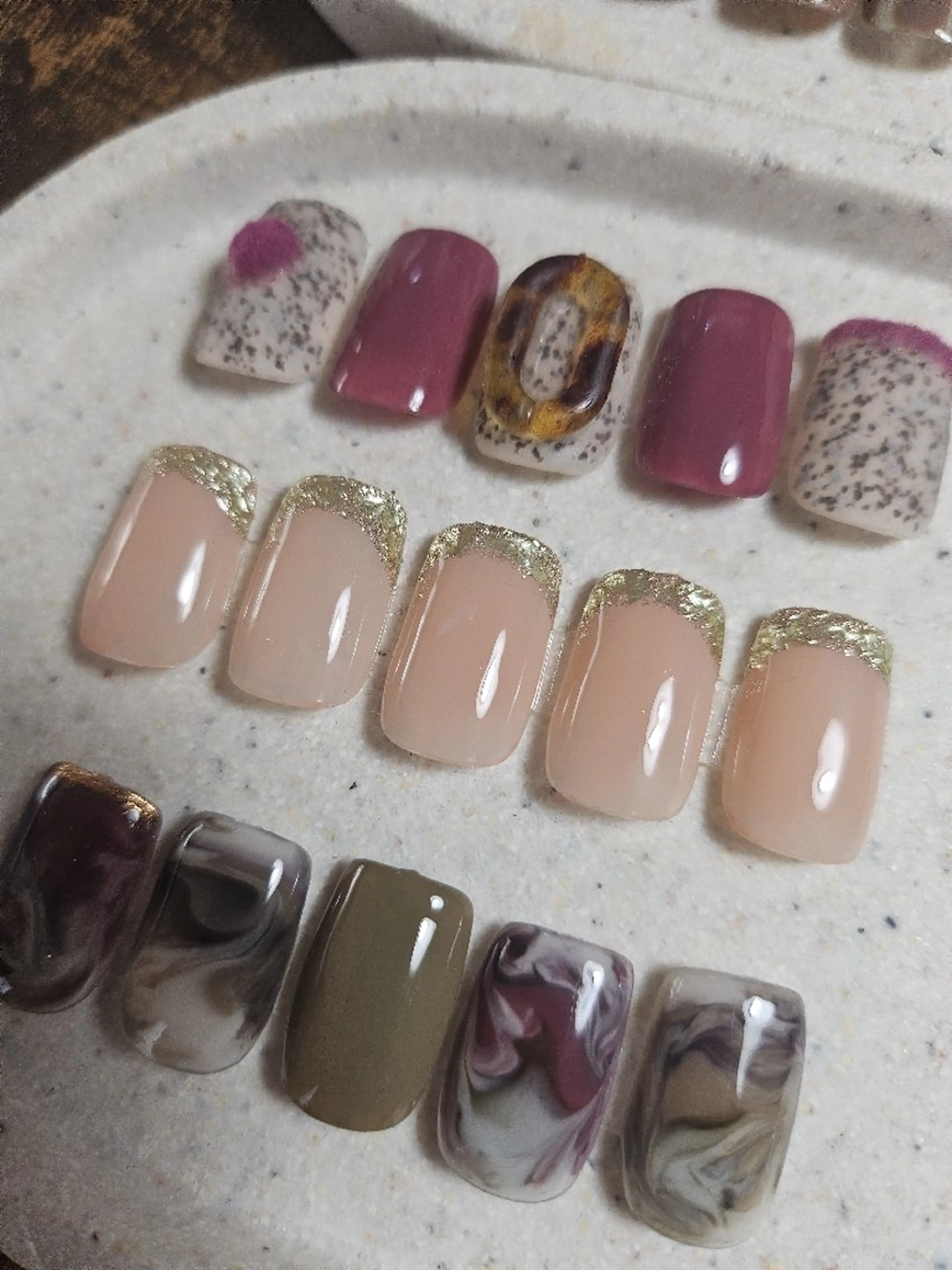ネイル ハンドネイル emust.nail   のネイルデザイン