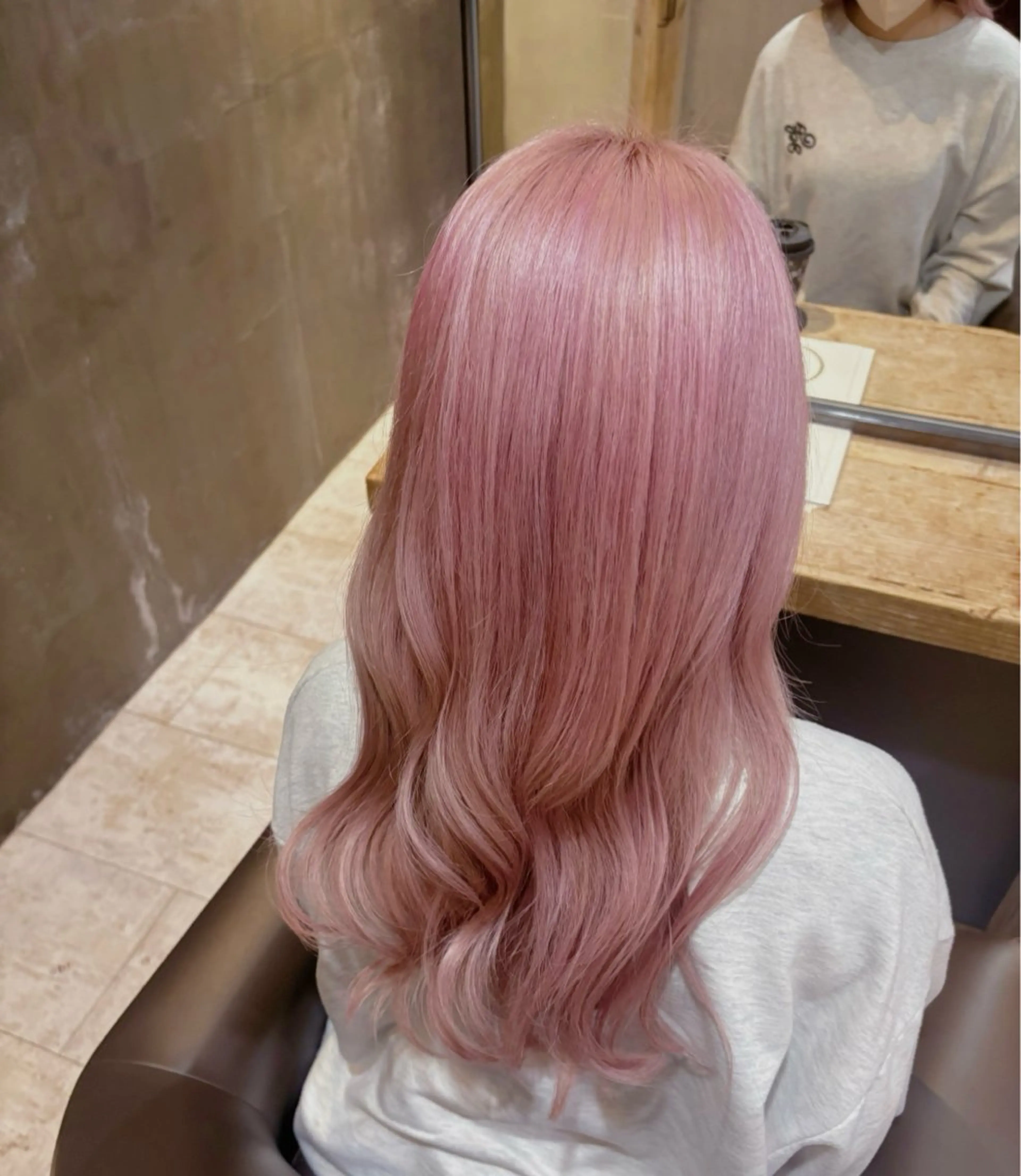🌷リタッチブリーチ＋プレミアムカラー＋バイカルテ4STEPトリートメント🌷の写真
