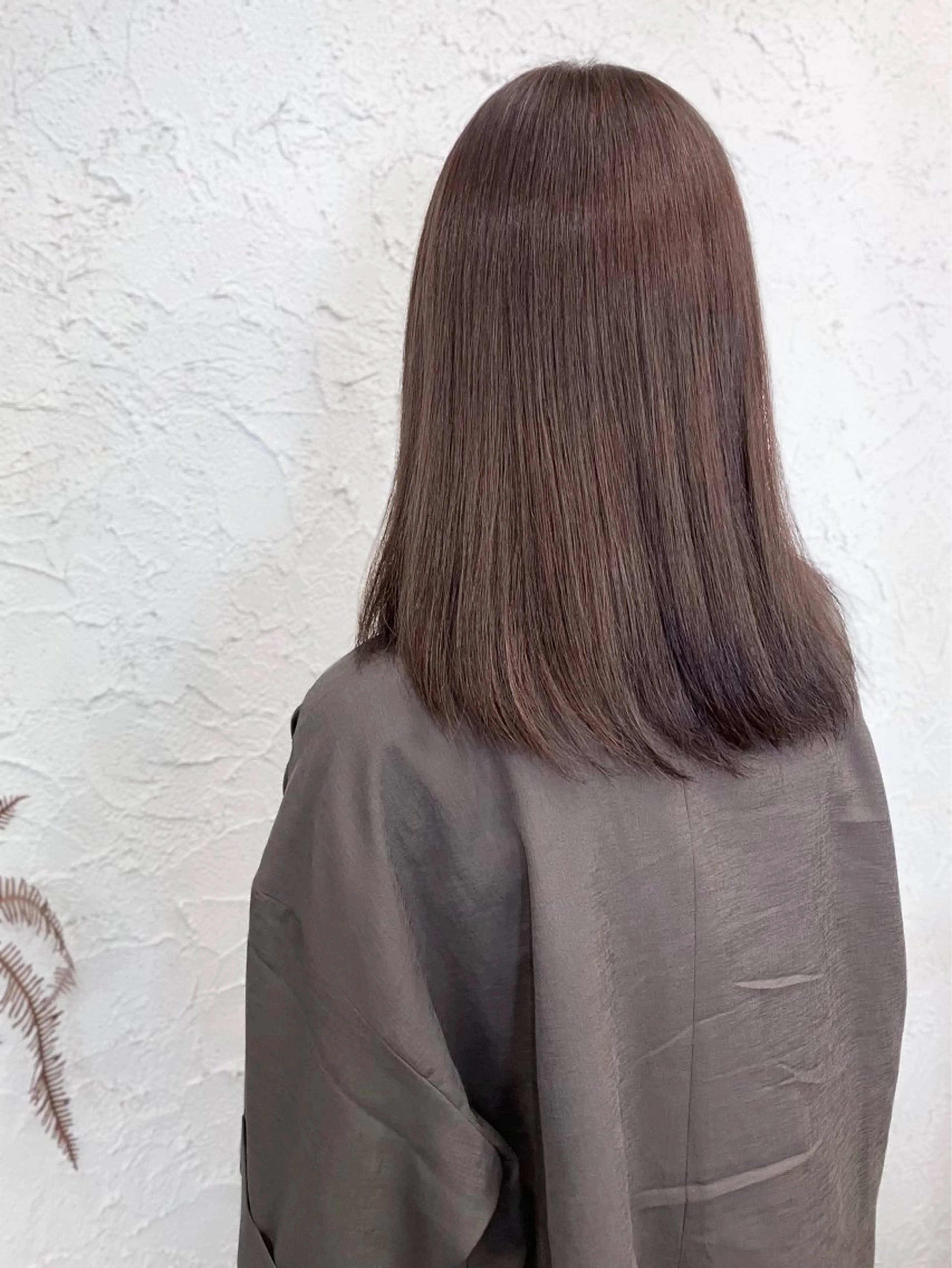 セミロング カット ヘアカラー 末吉 慶多のヘアスタイル