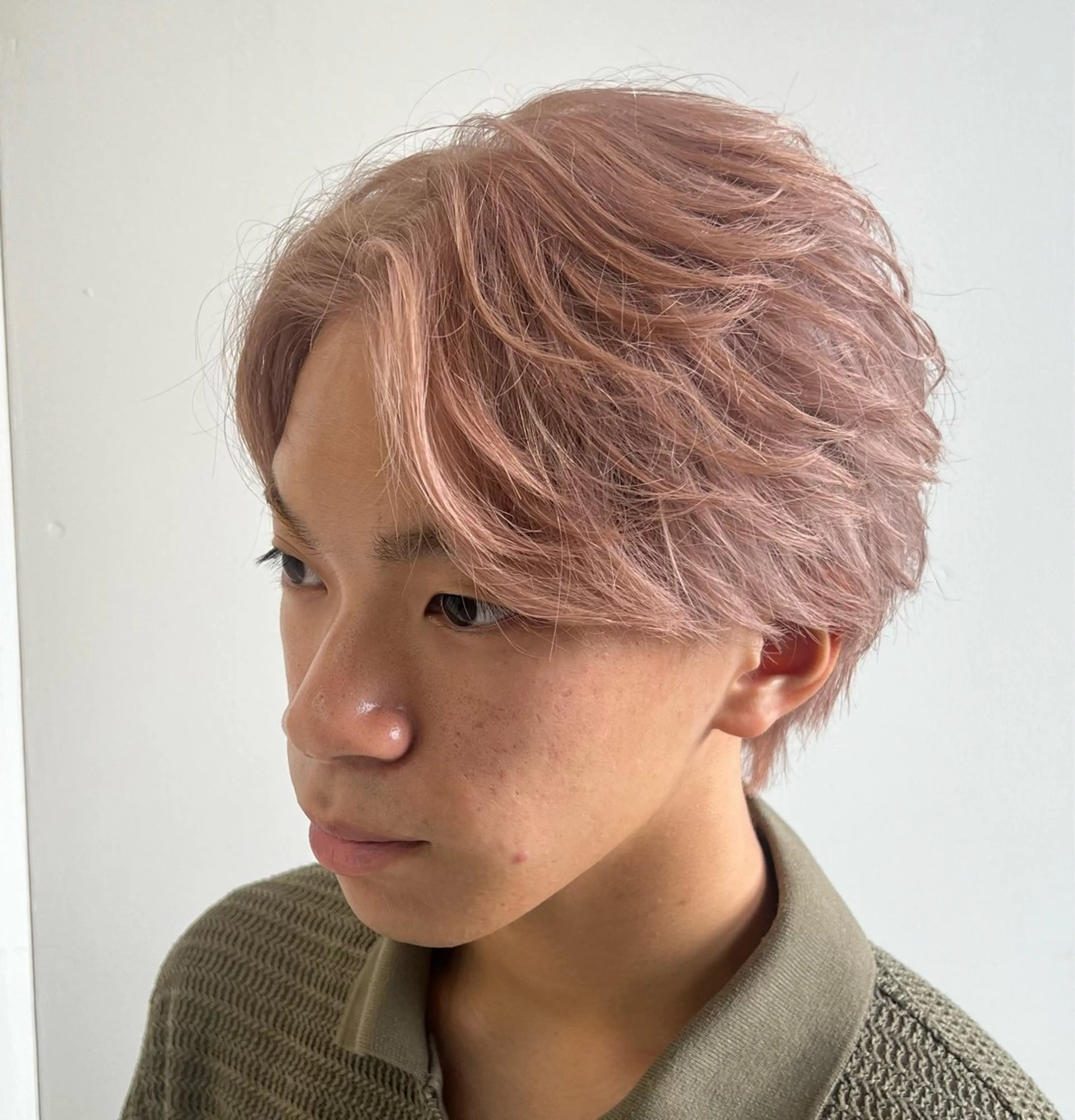 カラー メンズ カット ヘアカラー トリートメント 直毛細毛ボリューム メンズカラーハヤトのヘアスタイル
