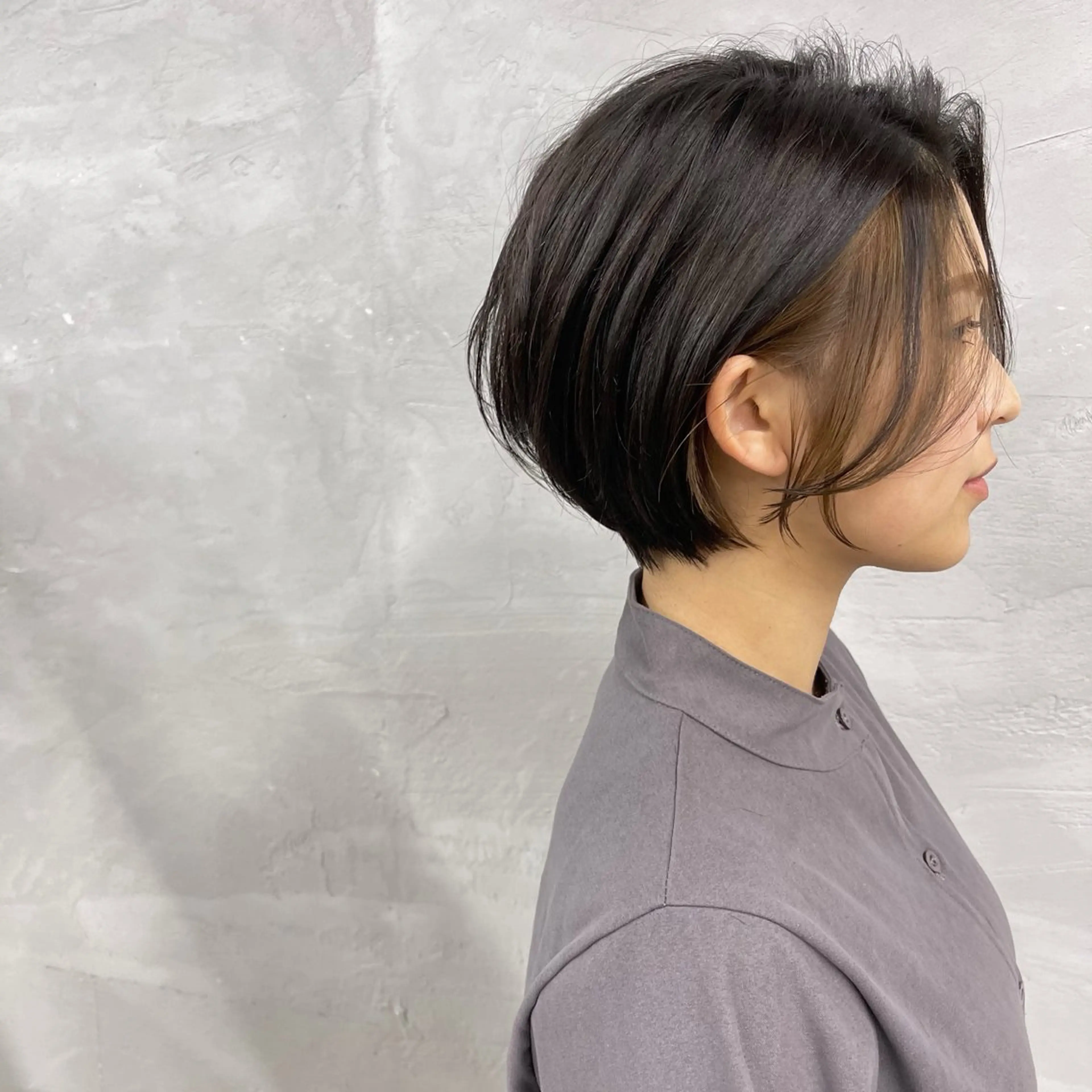 ショート カラー インナーカラー 顔周りカット カット ヘアカラー トリートメント 田畑 智規のヘアスタイル