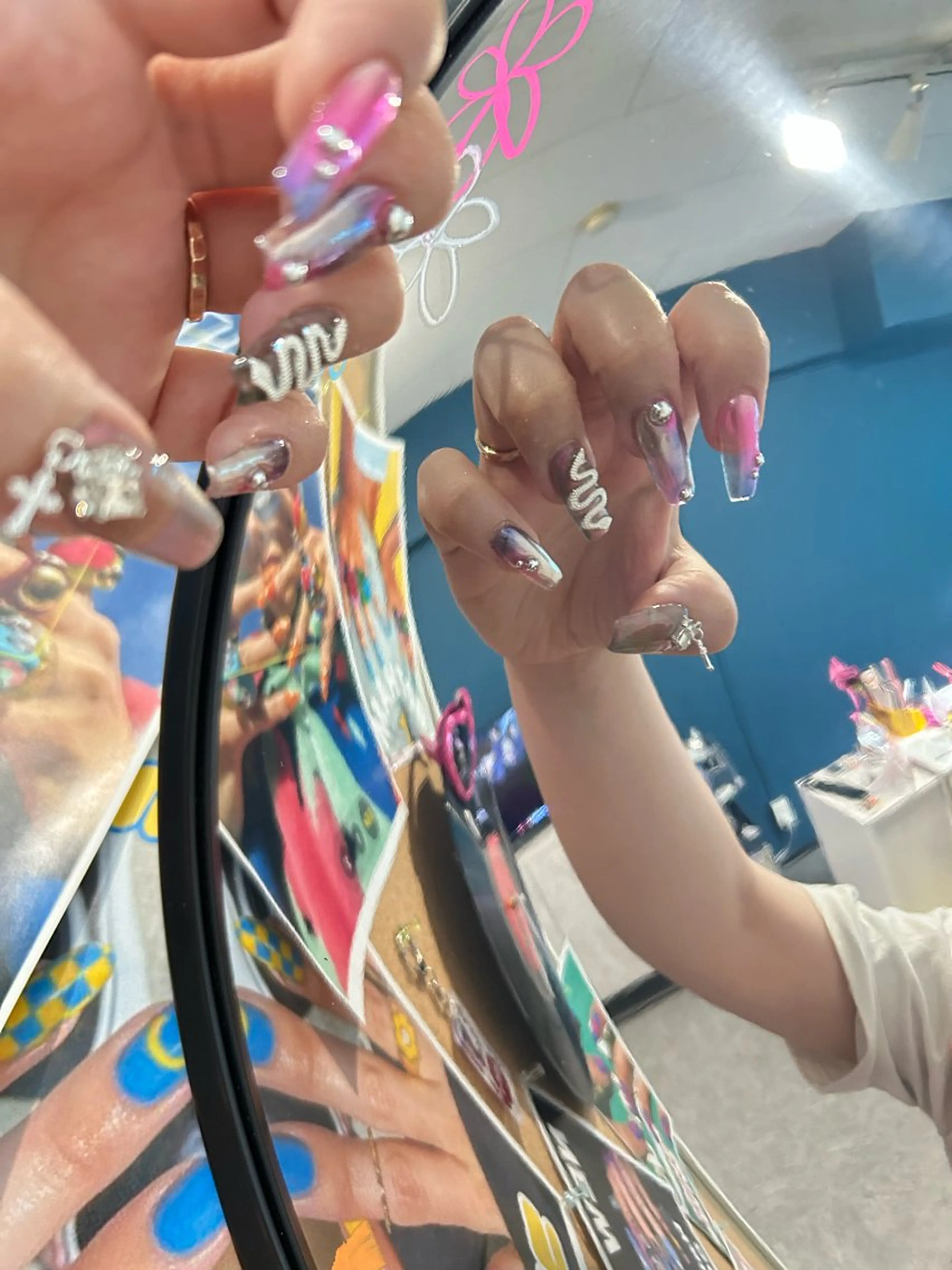ネイル ハンドネイル Nail Studio GOTHAM所属・高円寺駅からすぐ🌈 ネイルGOTHAMのネイルデザイン