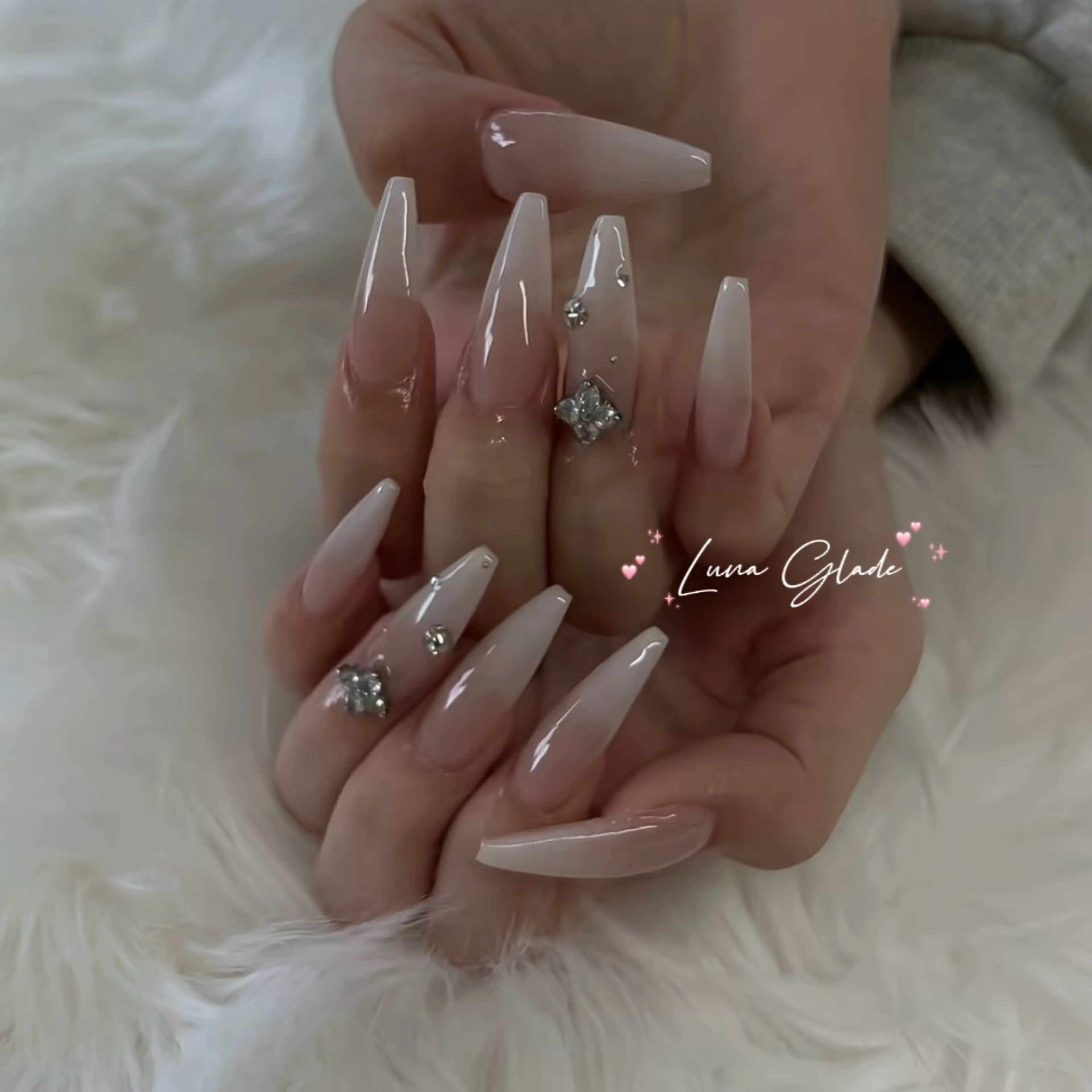 ネイル ハンドネイル Luna Glade Nail Salon所属・Luna Gladeのネイルデザイン