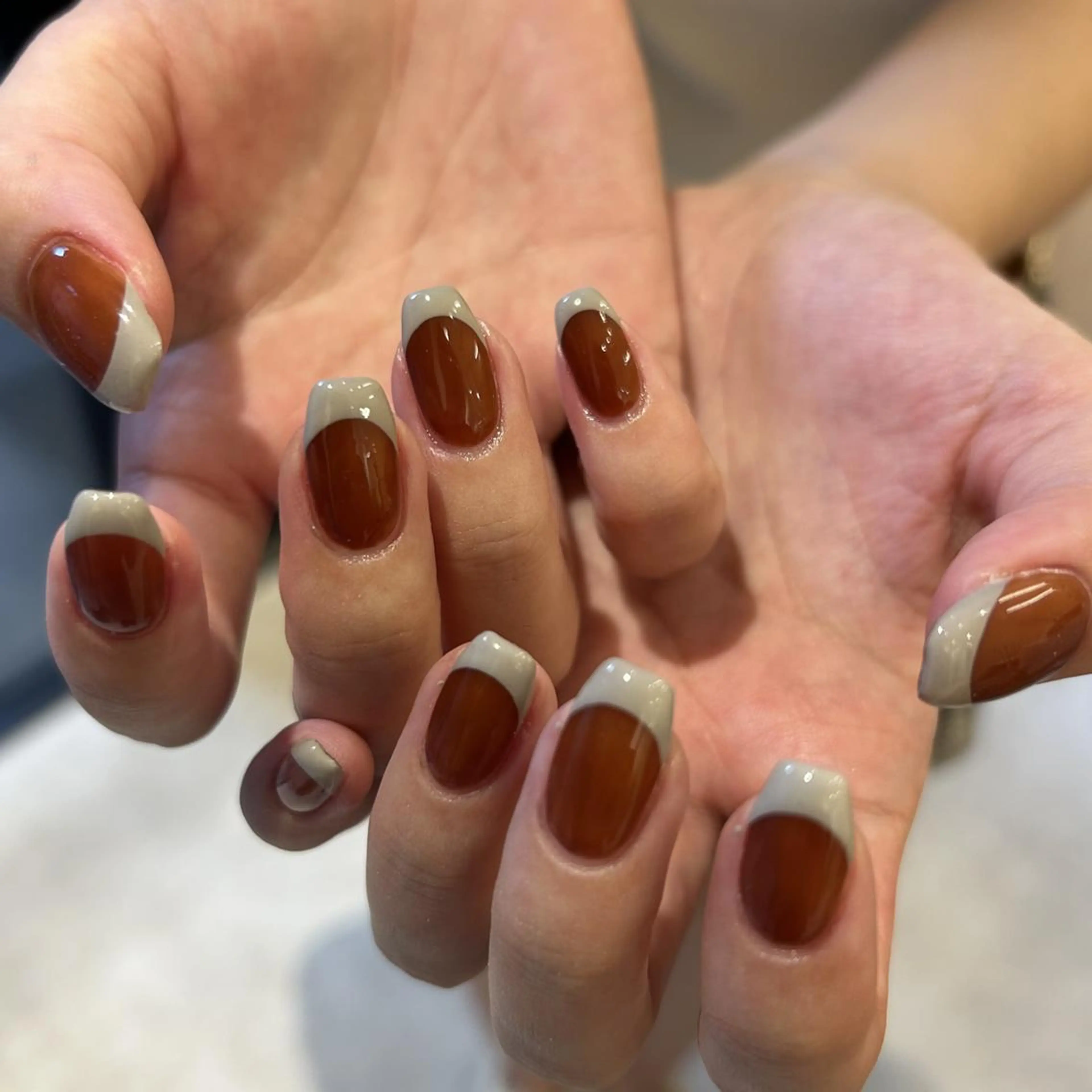 ネイル オーロラネイル ジェルネイル 氷ネイル・うるうるネイル 韓国ネイル ミラーネイル hills harajukuのネイルデザイン
