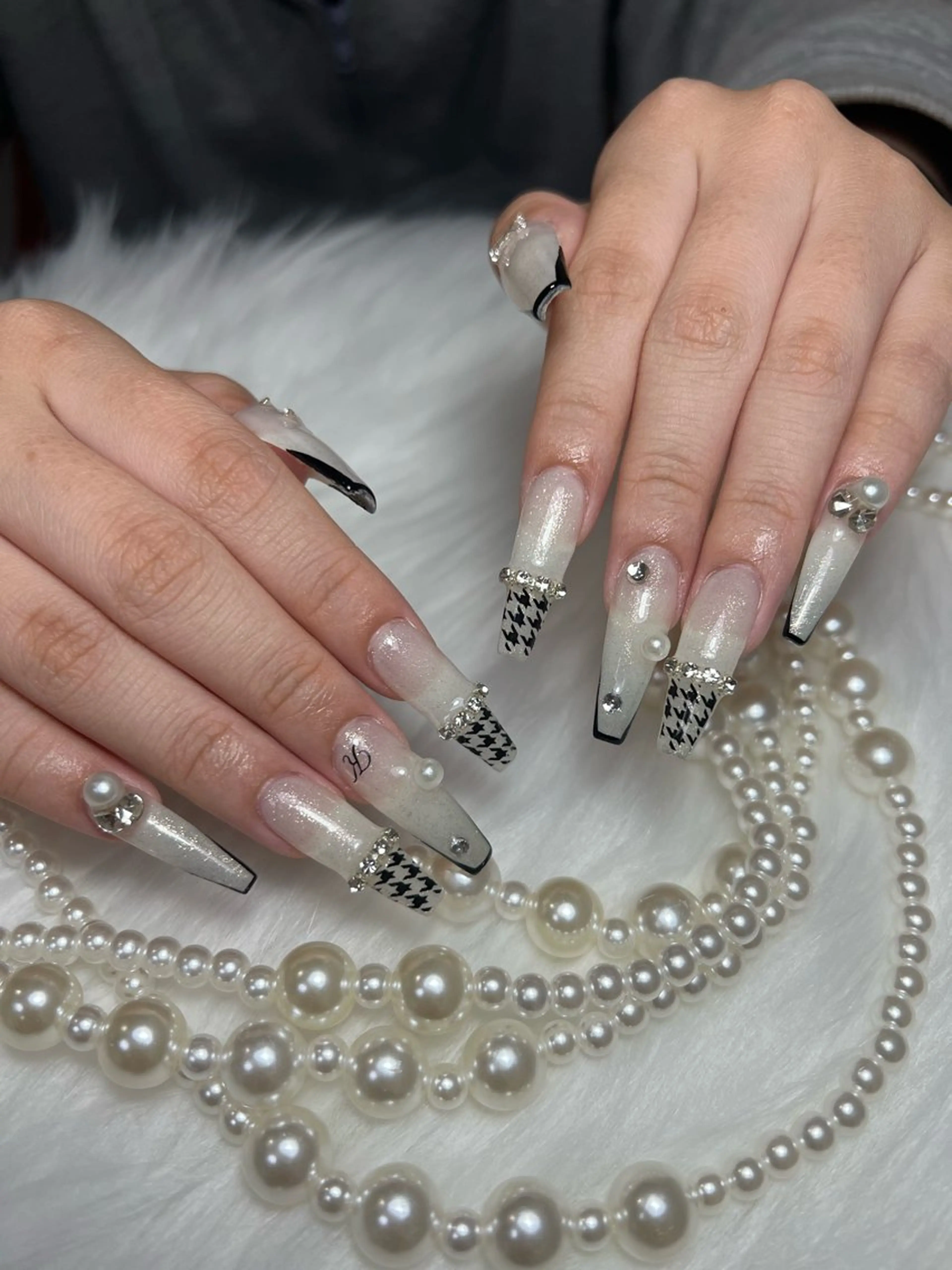 ネイル ハンドネイル DEMAIN- 🌹のネイルデザイン