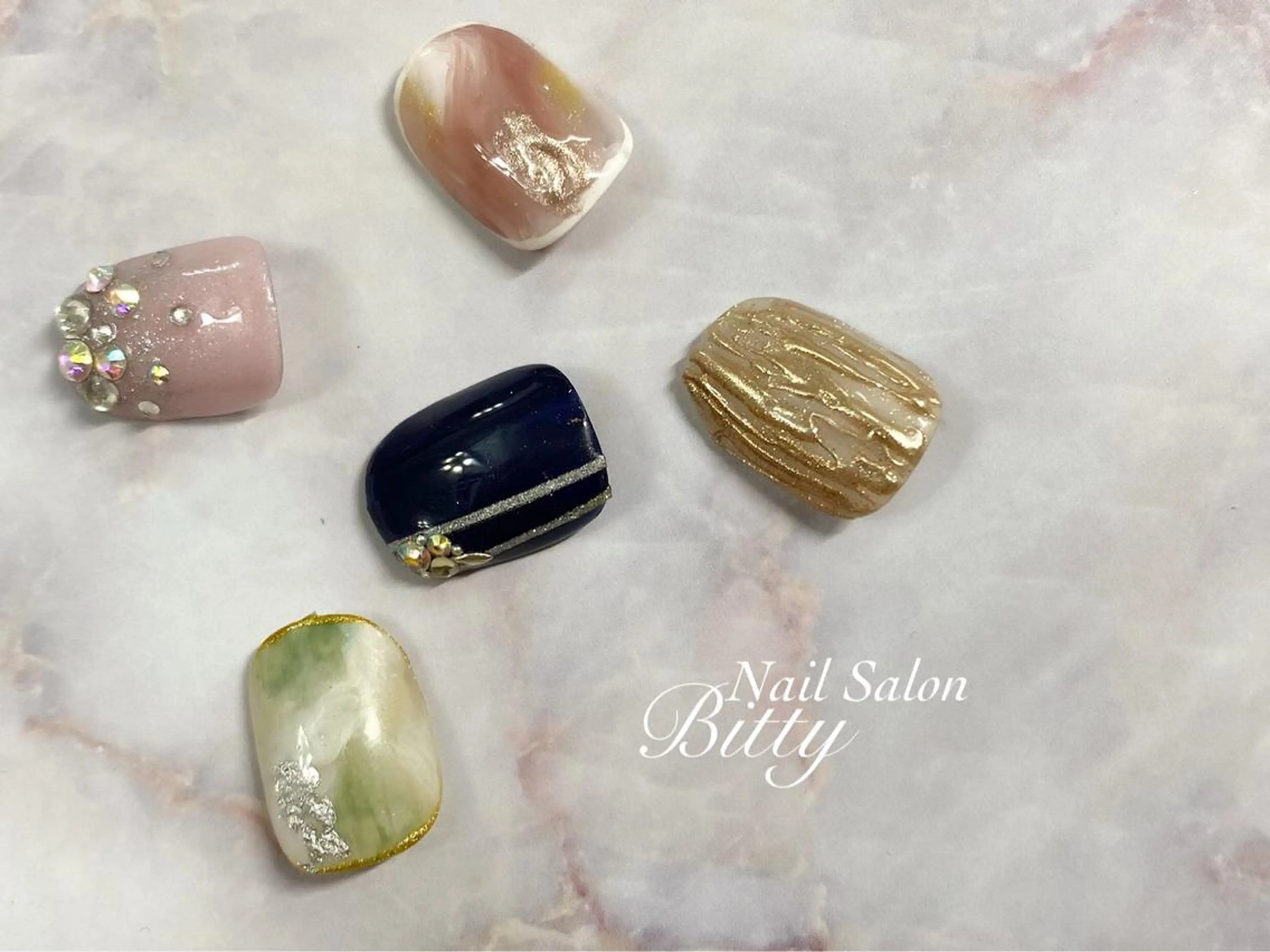 ネイル Bitty yurine🎀のネイルデザイン