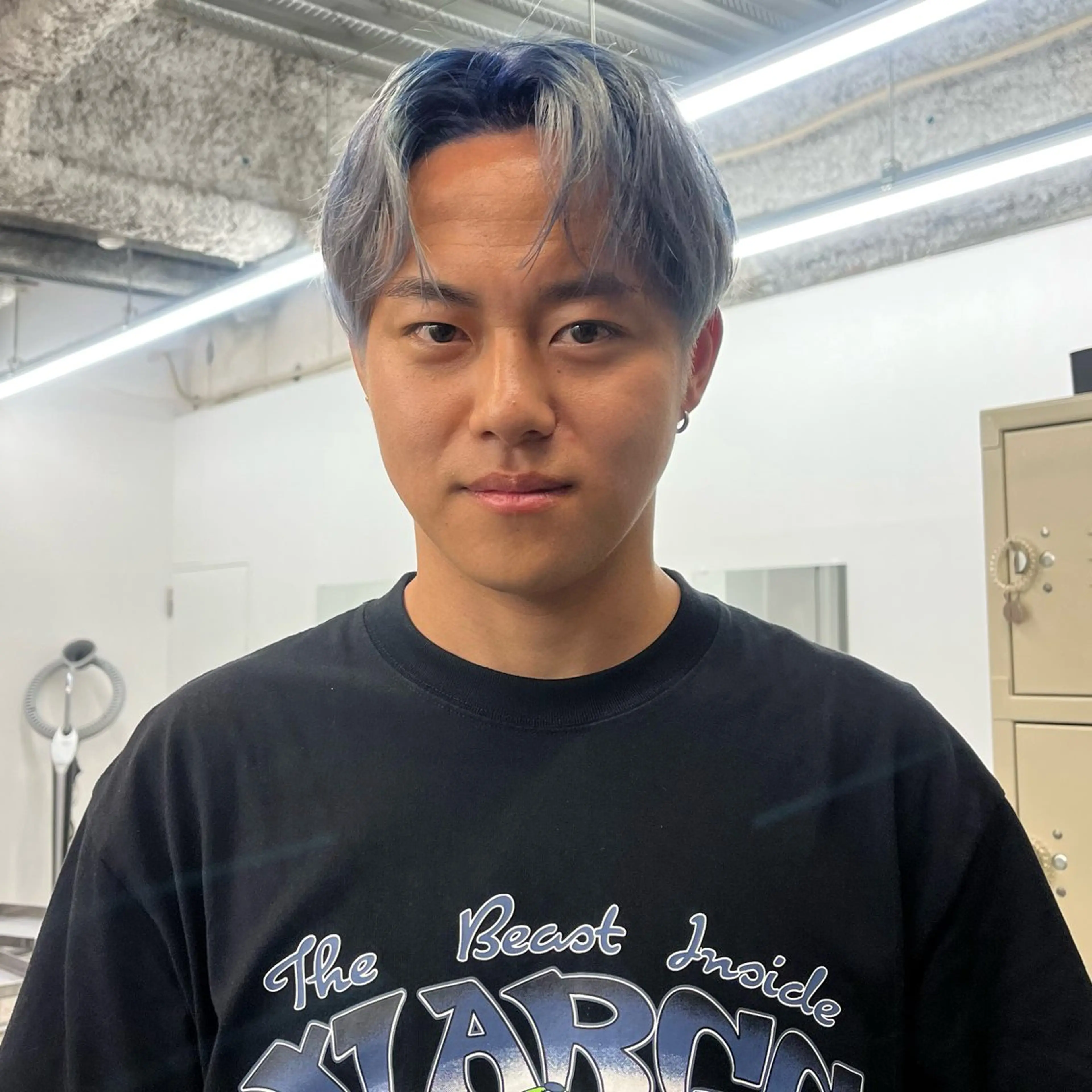 ショート カラー メンズ デザインカラー ヘアカラー Qin所属・ハイトーン特化 🌟  ミキのヘアスタイル