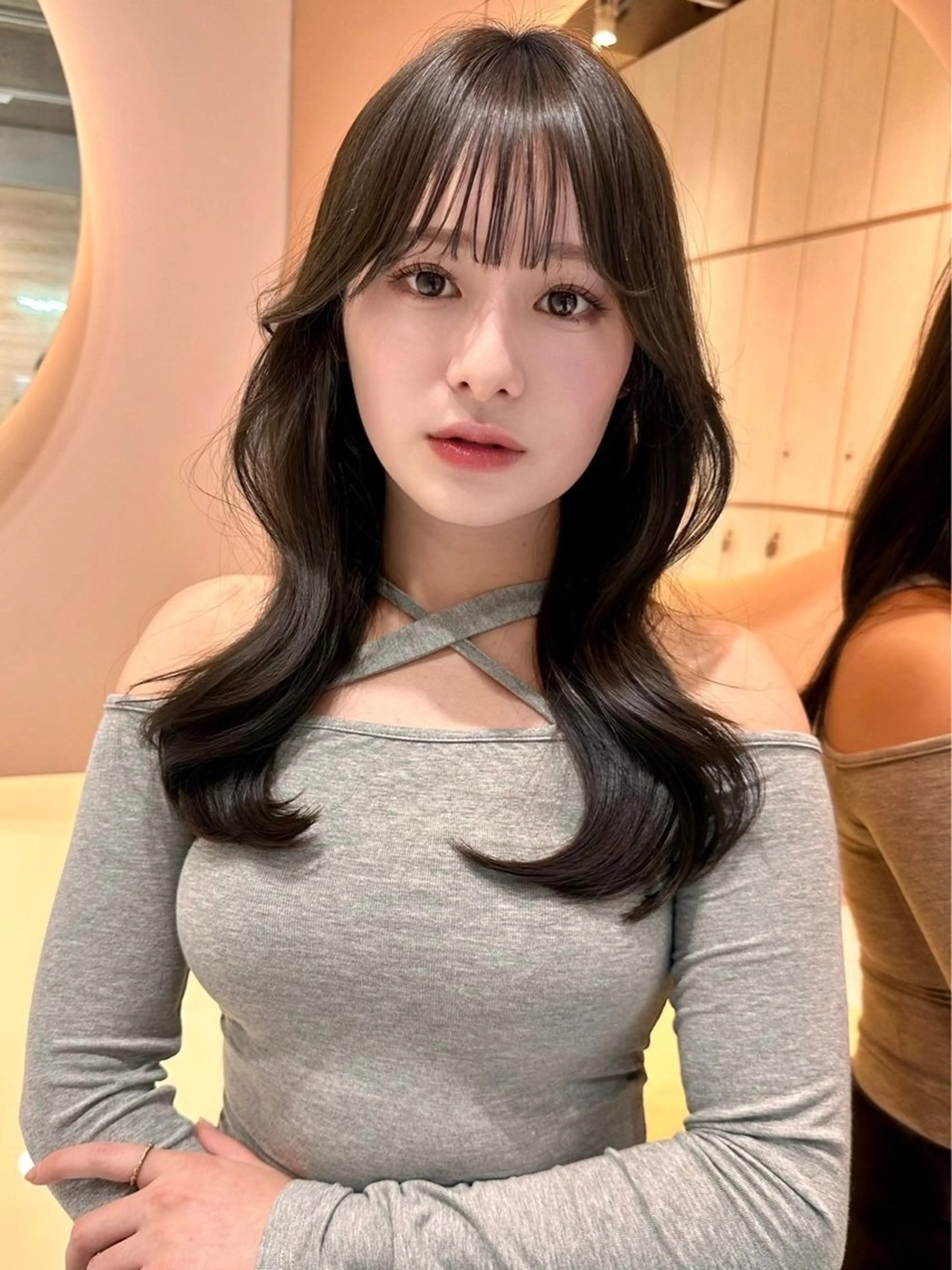 ロング カラー ヘアアレンジ 透明感カラー グレージュ くびれヘア ヨシンモリ 韓国風ヘア カット ヘアカラー ささき すずねのヘアスタイル