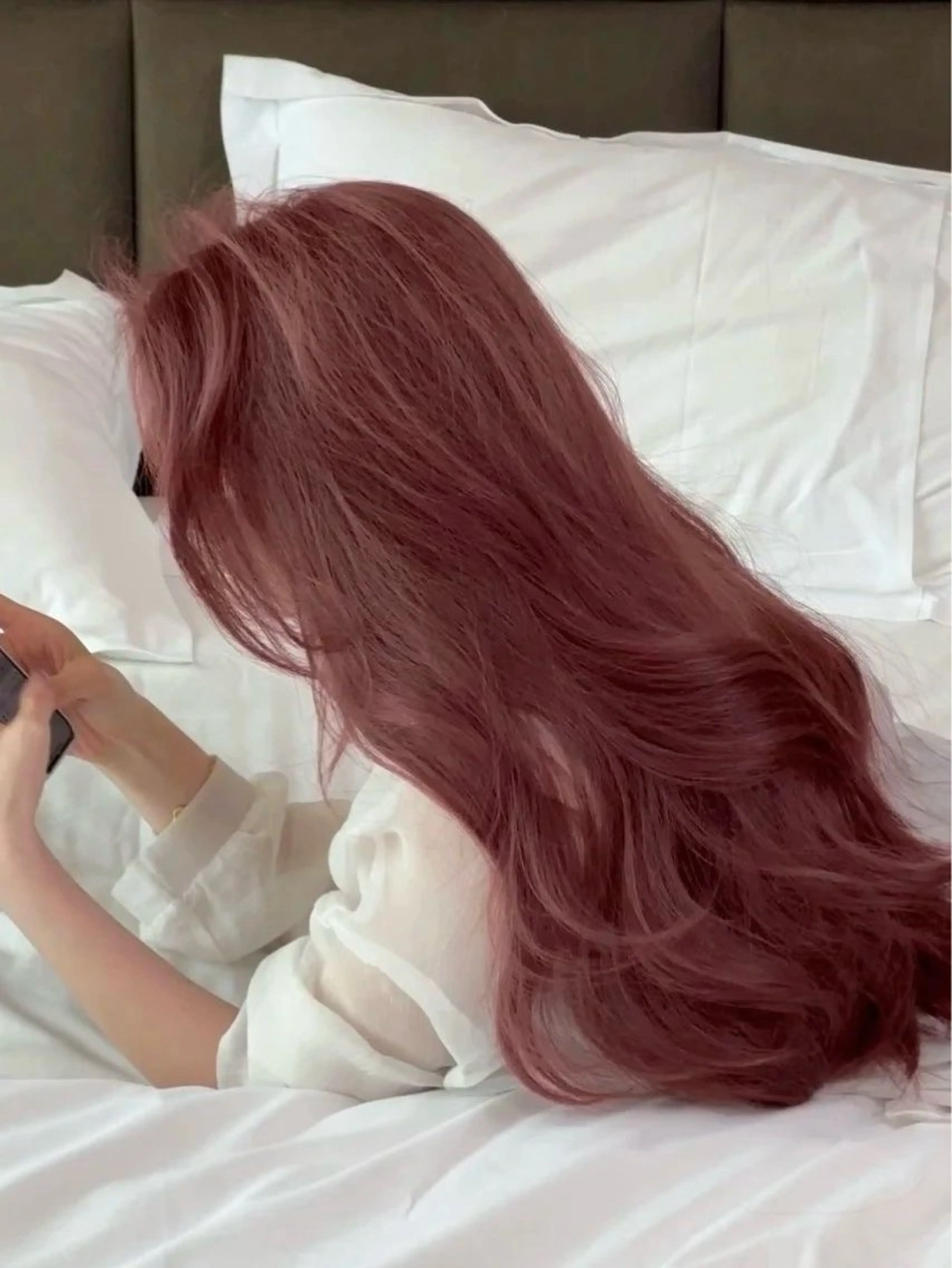 ロング カラー ヘアカラー トリートメント トレンド暖色ヘア🍒 miu🍒のヘアスタイル