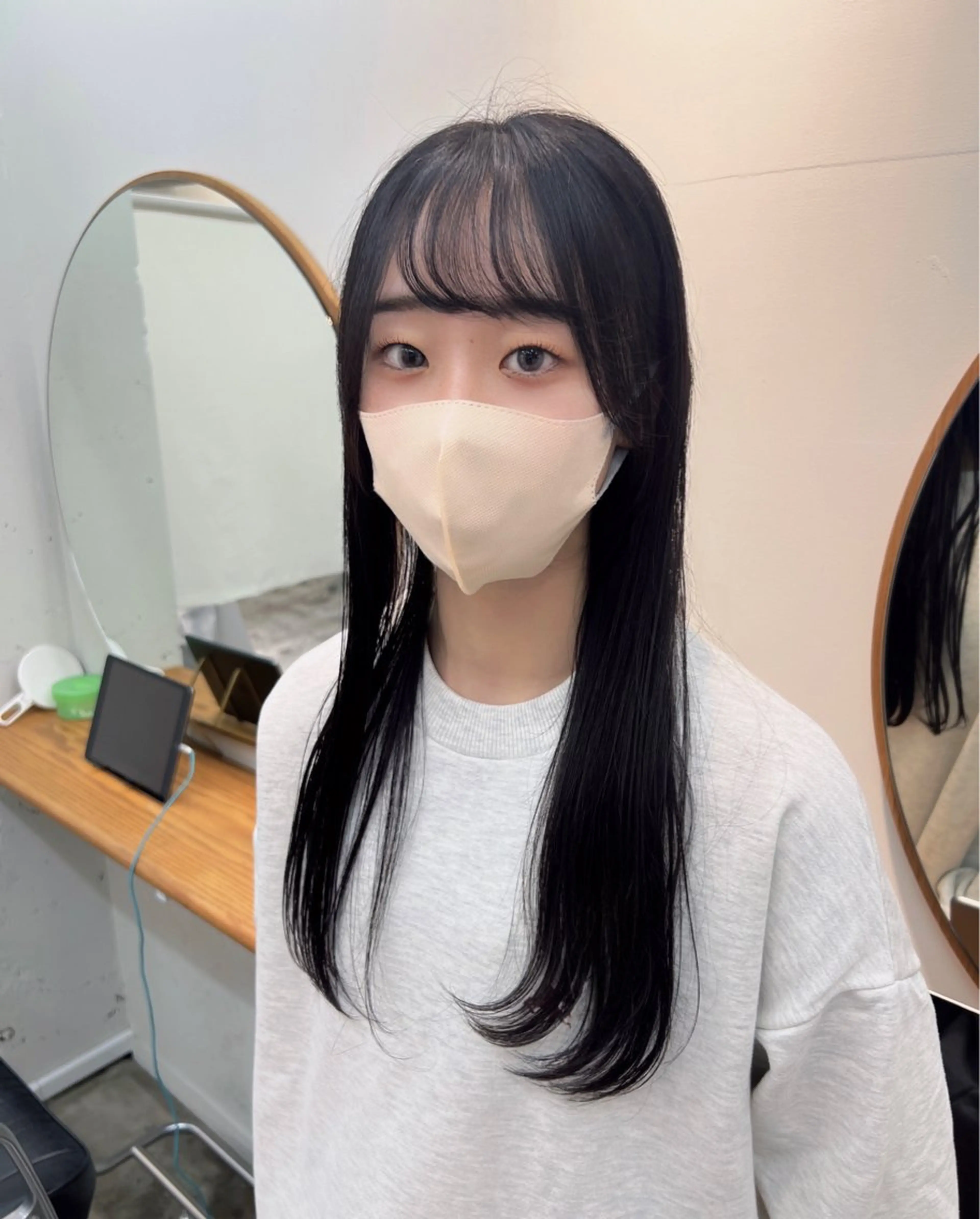 カラー ☑️aiko【艶 カラー・ショート募】のヘアスタイル