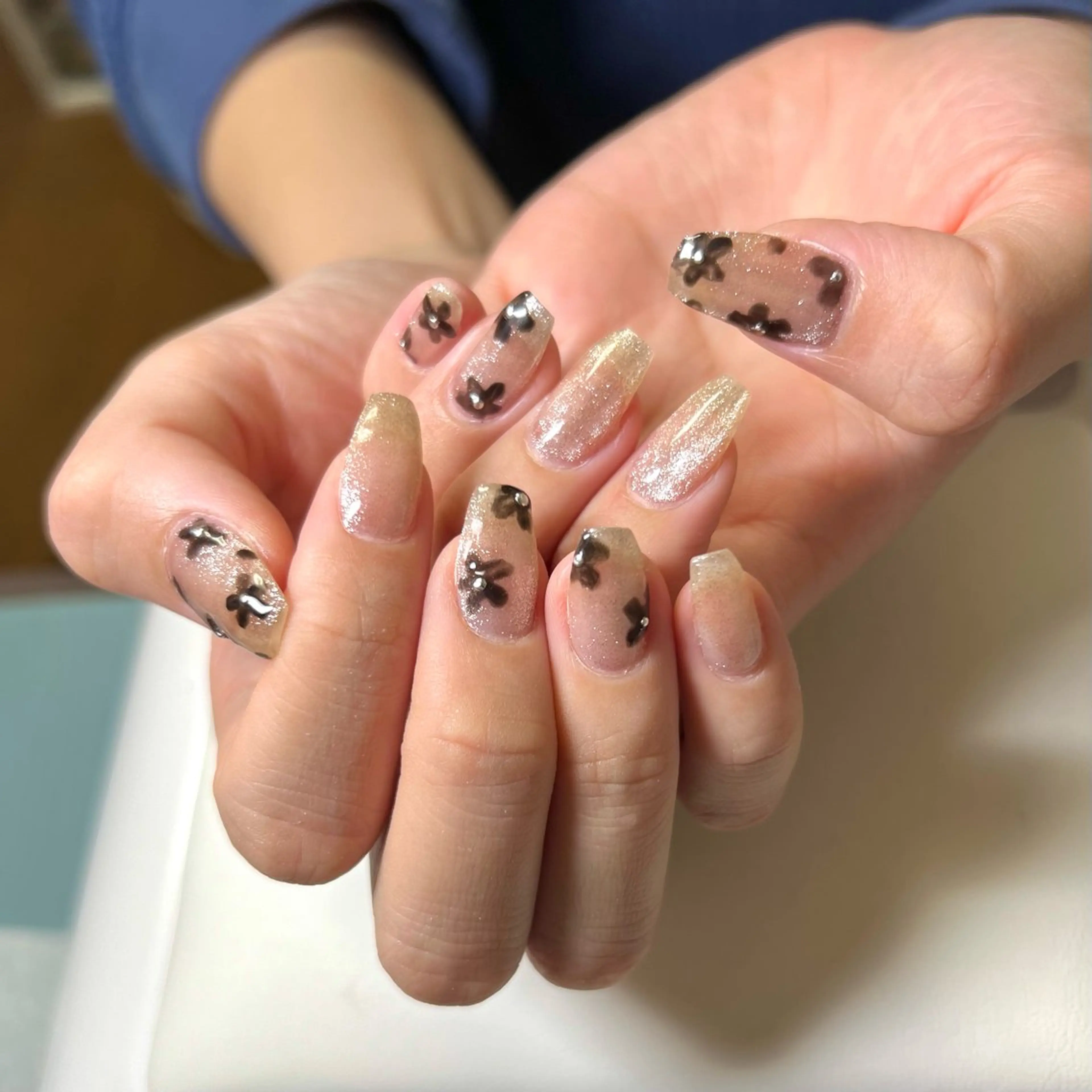 ネイル ハンドネイル やつや ももかのネイルデザイン