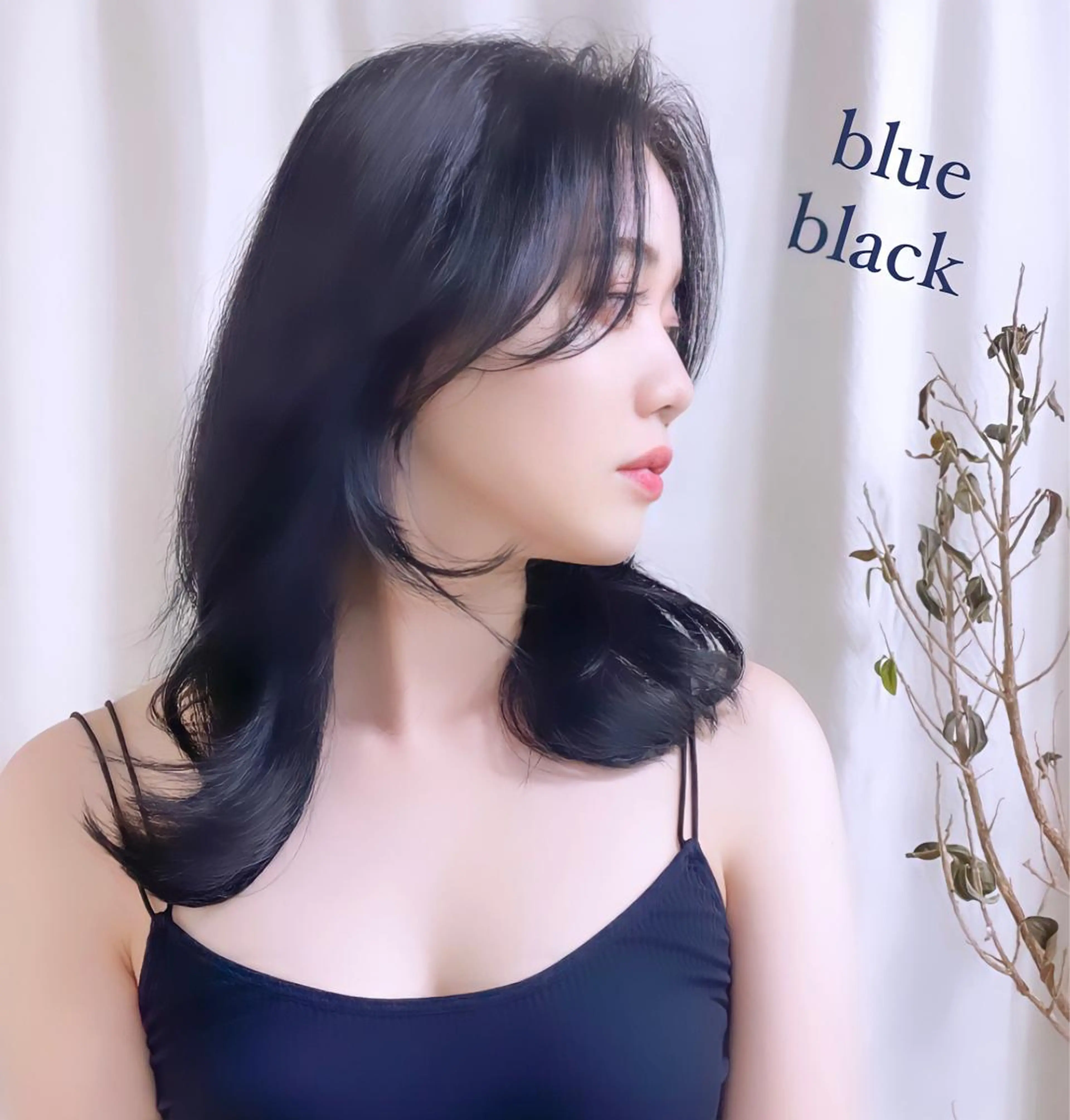 セミロング カラー ヘアアレンジ 黒髪 ブルーカラー ブルーブラック くびれヘア ブリーチなし透明感カ ラー×韓国ヘア♡ヒデのヘアスタイル