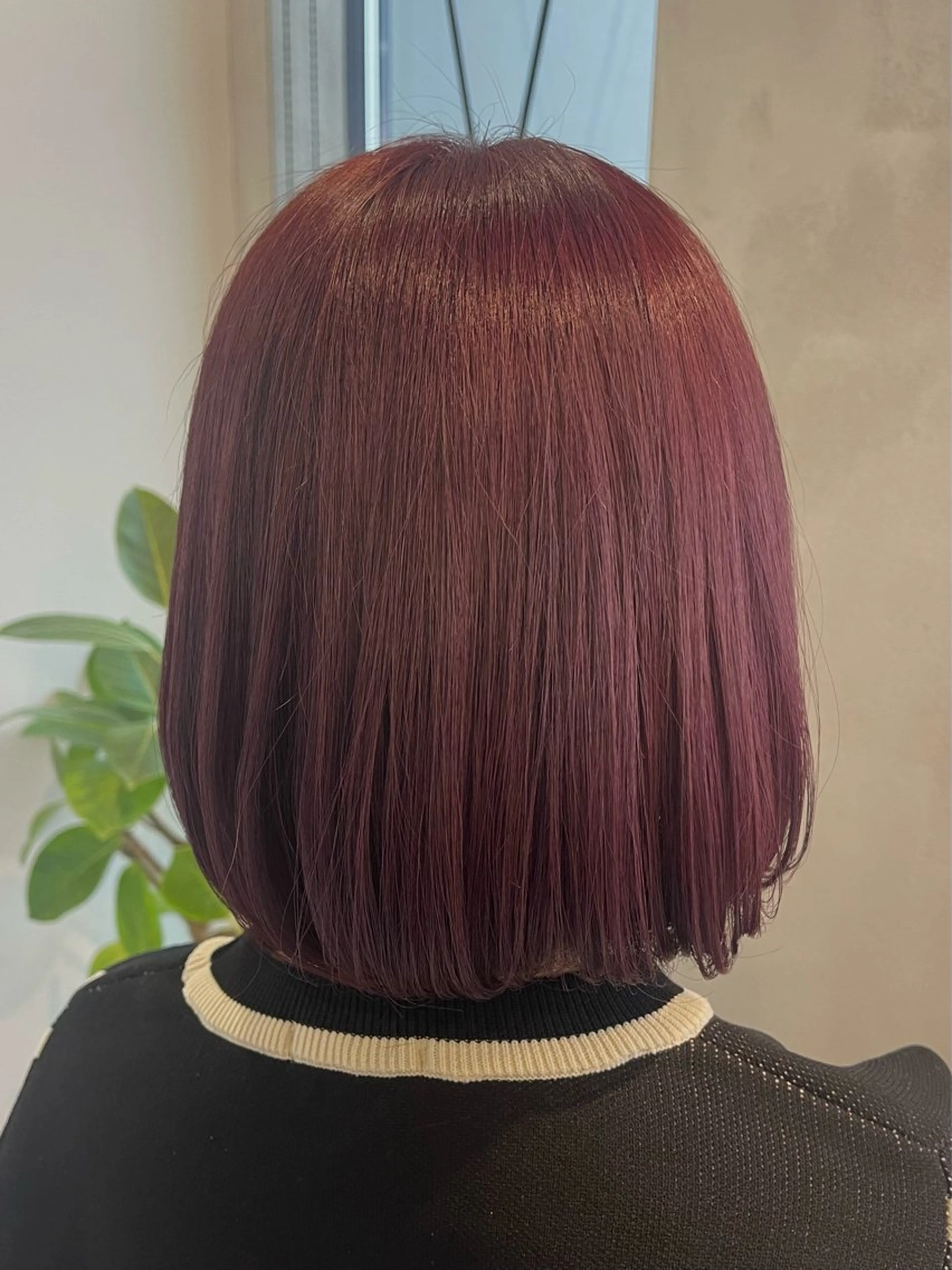 カラー ブリーチ ヘアカラー トリートメント アールラーゴ所属・宮島 華湖のヘアスタイル